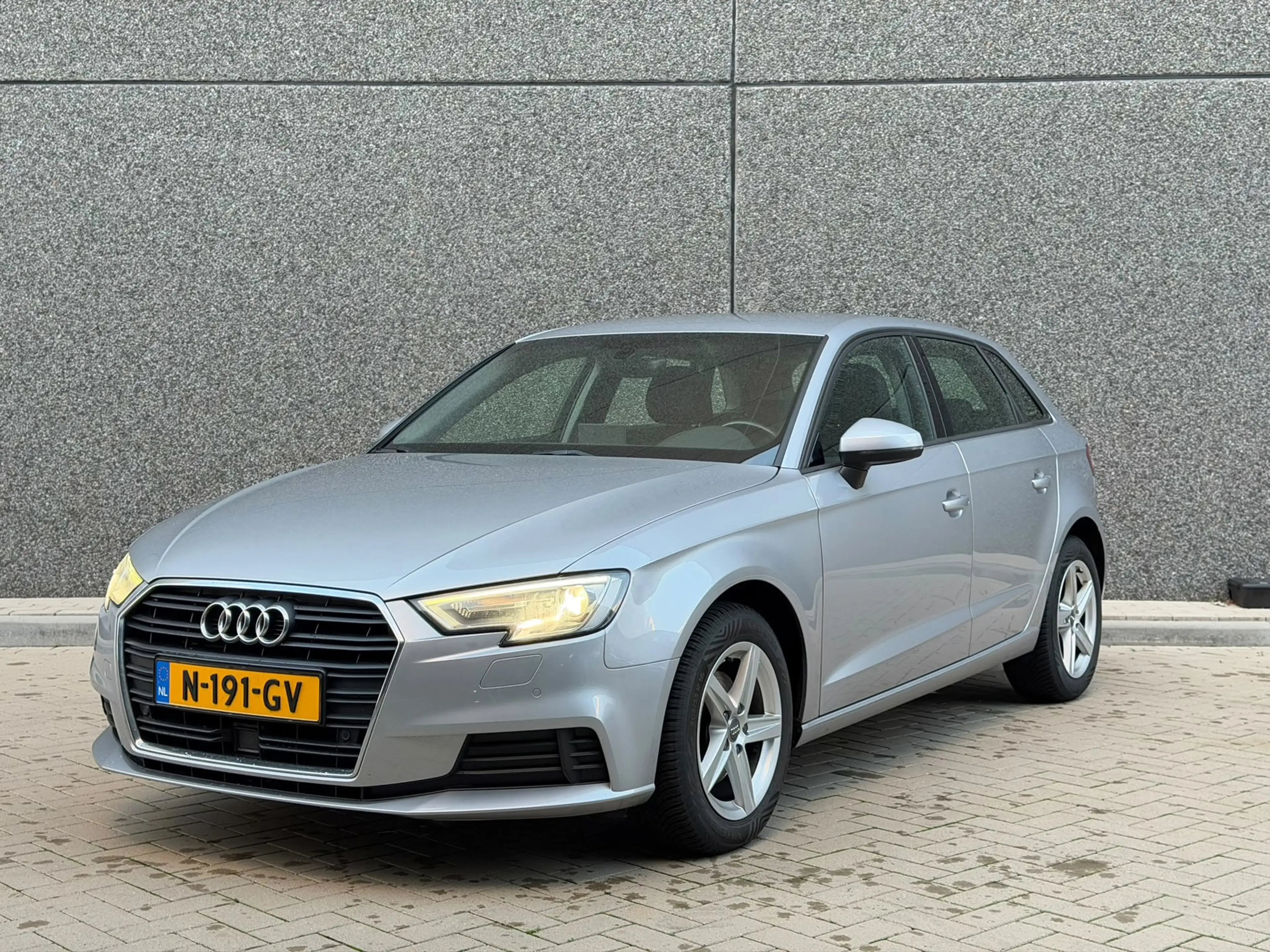 Audi A3 Sportback 1.0 TFSI Pro Line (CAMERA, PARKEERSENSOR — photo 5