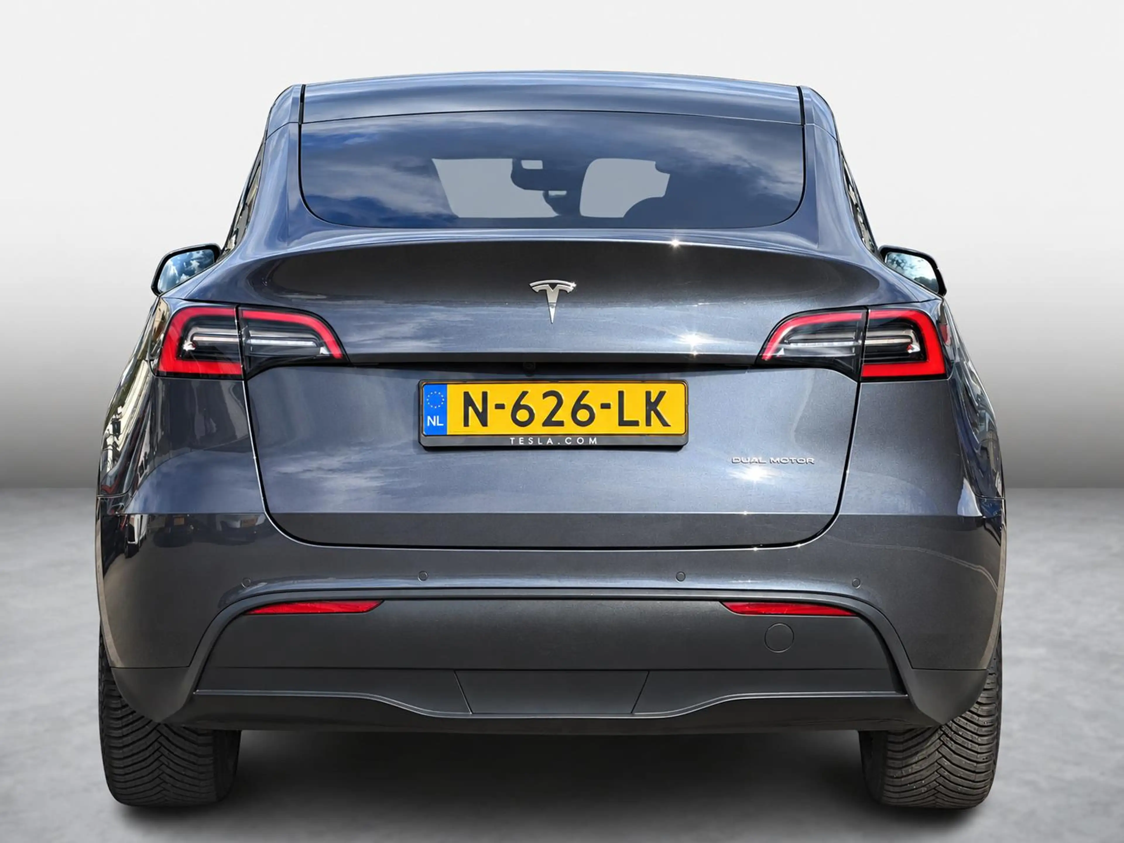 Tesla Model Y Long Range AWD 75 kWh SOH 92,7% | Autopilot | 20'' — photo 8