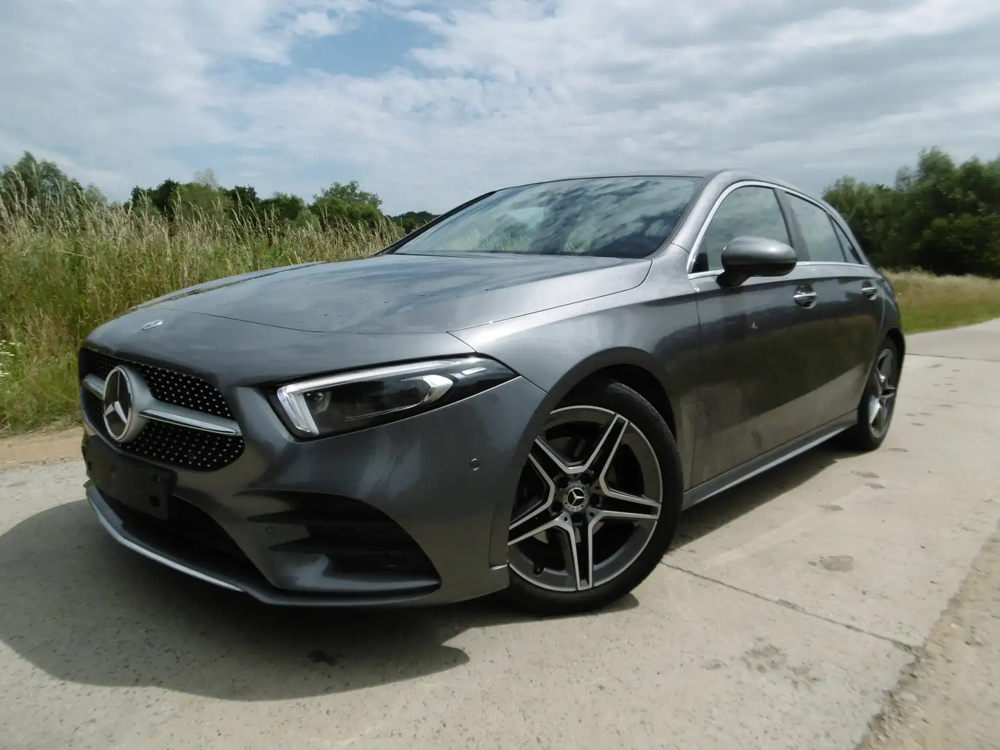 Mercedes-Benz A 160 A 160 AMG Line PANODAK netto: 16 446eu Gris - 2