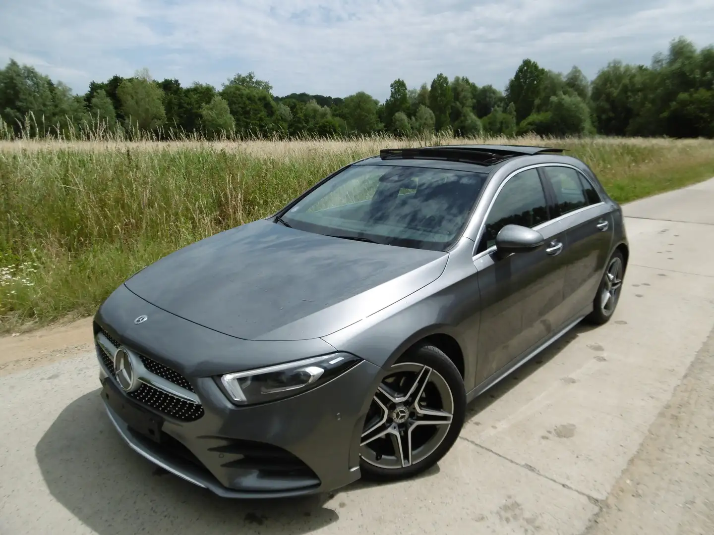 Mercedes-Benz A 160 A 160 AMG Line PANODAK netto: 16 446eu Gris - 1
