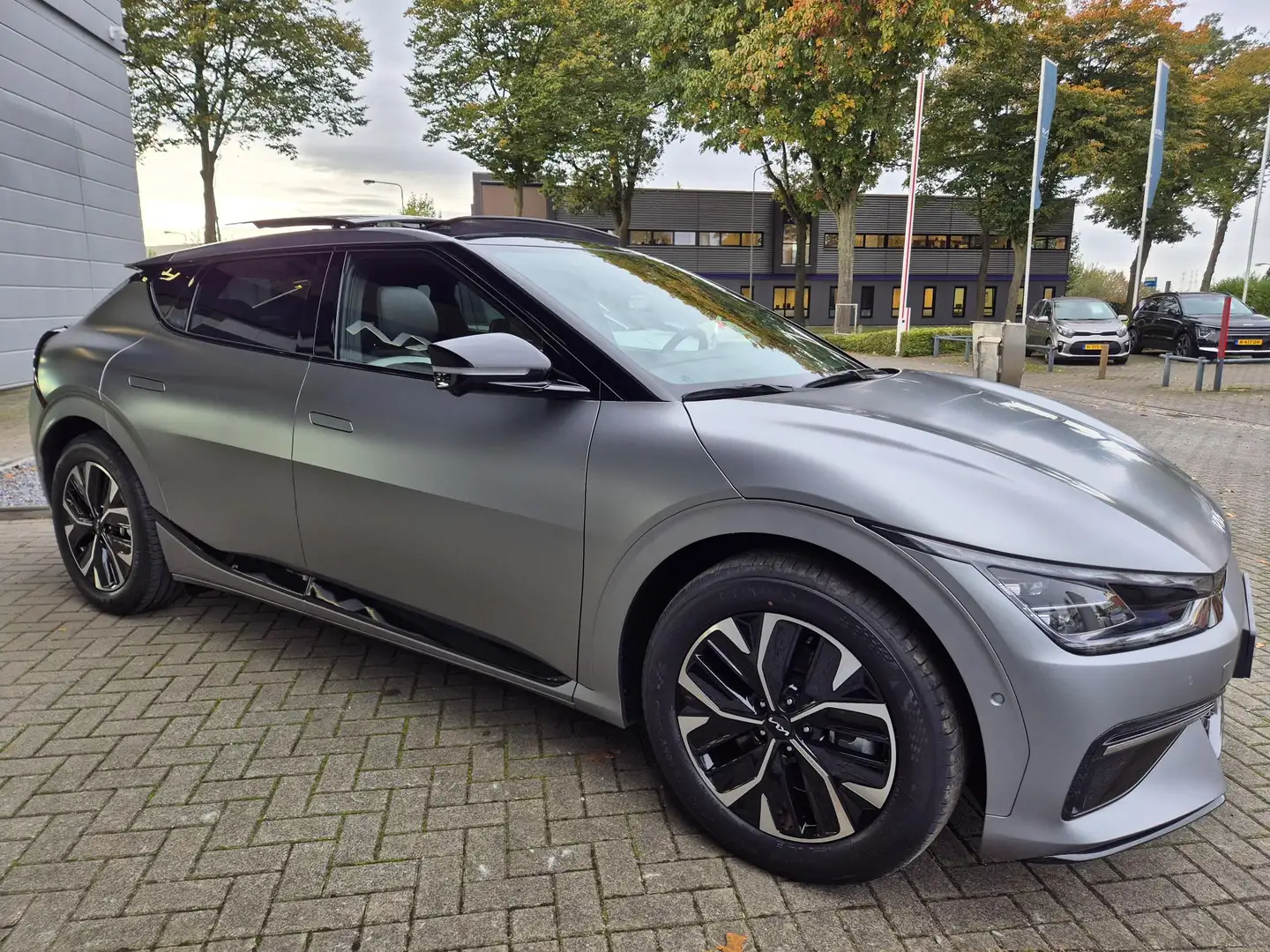 Kia EV6 GT-Line 77.4 kWh | Nieuw | Snel leverbaar | Climat Grijs - 2