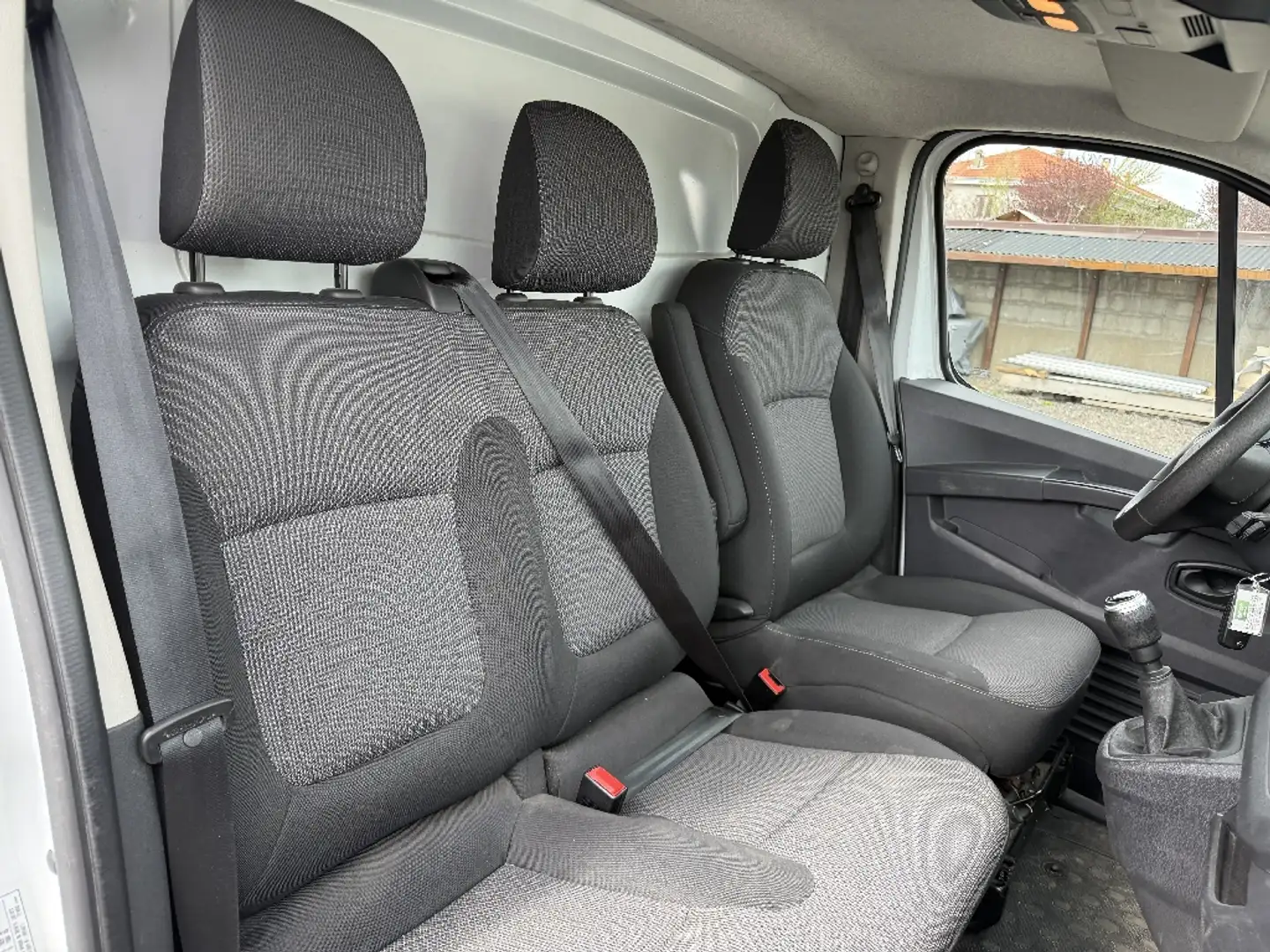 Renault Trafic L1H1 2800 BLUE DCI 110 CONFORT - 2