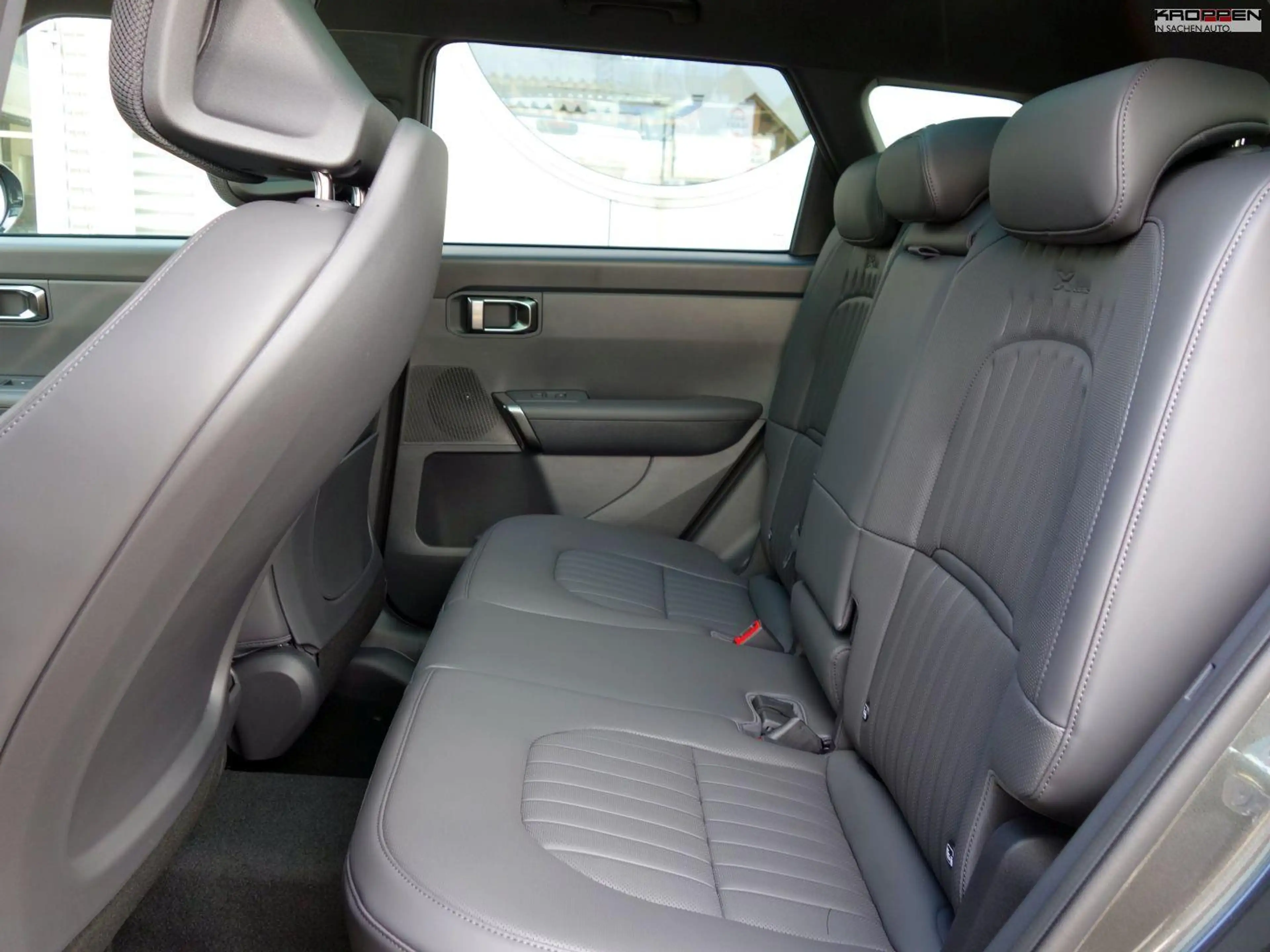 Kia Seltos X-Line Pan.-Glasdach — photo 5