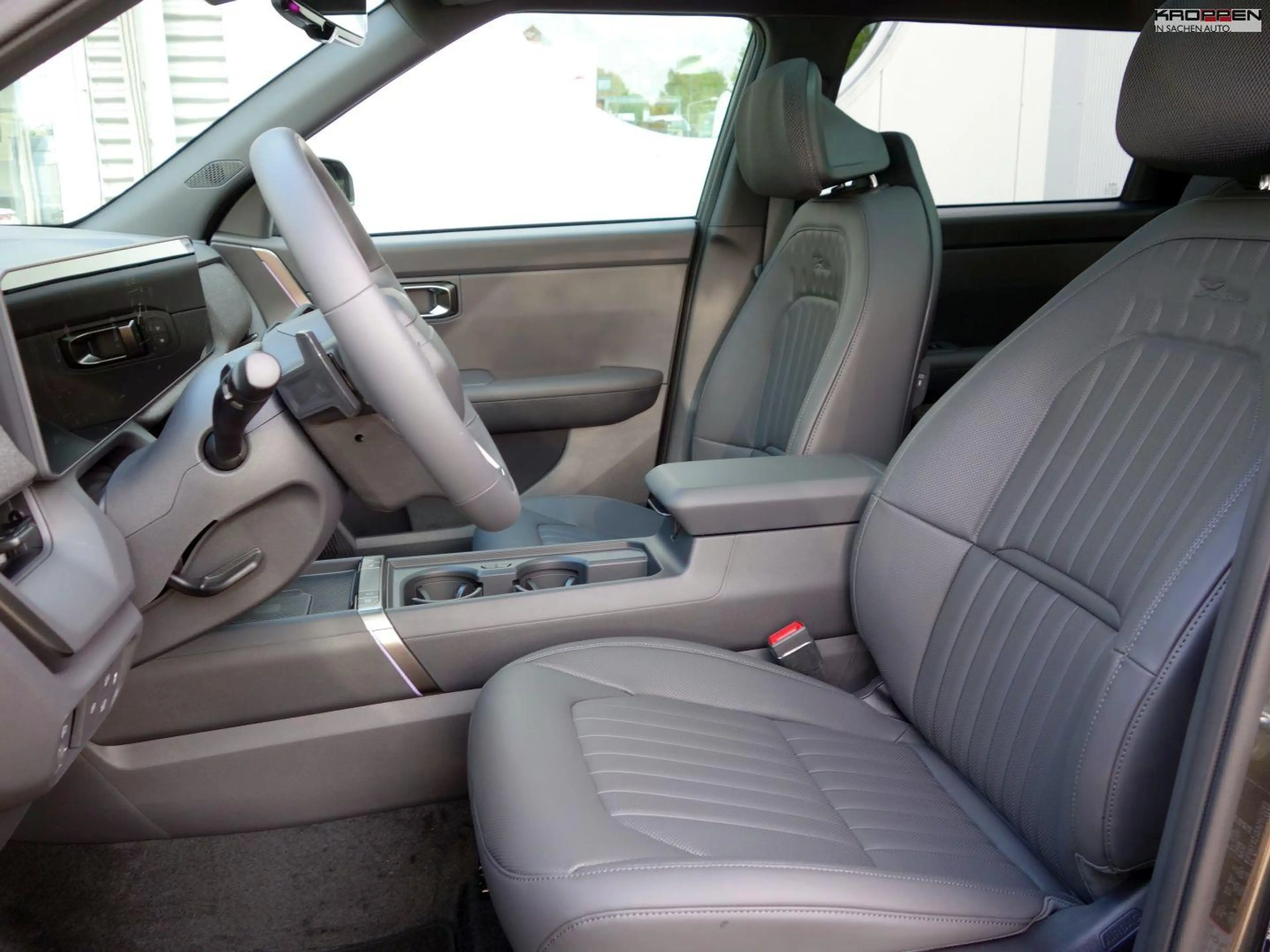 Kia Seltos X-Line Pan.-Glasdach — photo 4