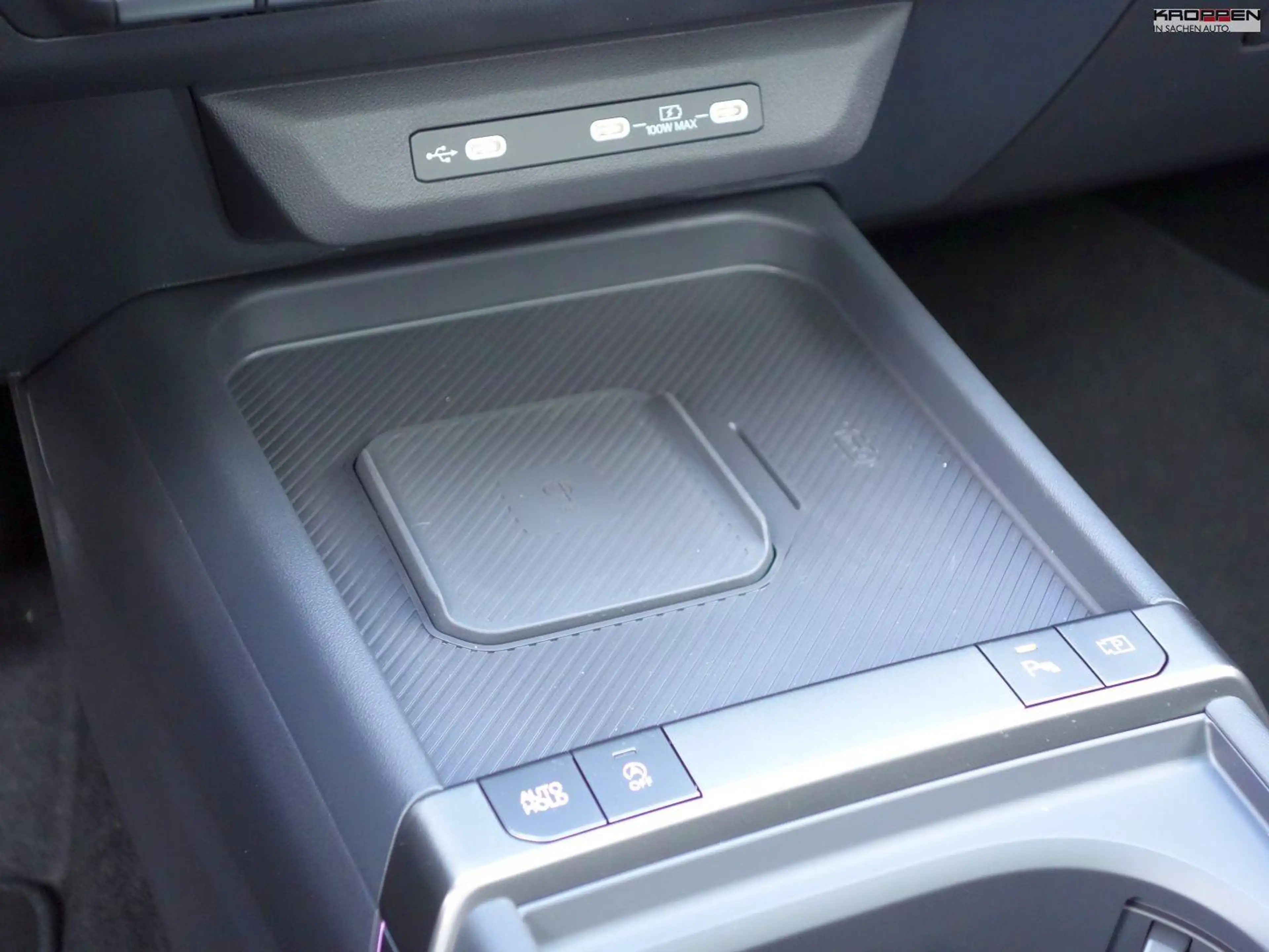 Kia Seltos X-Line Pan.-Glasdach — photo 12