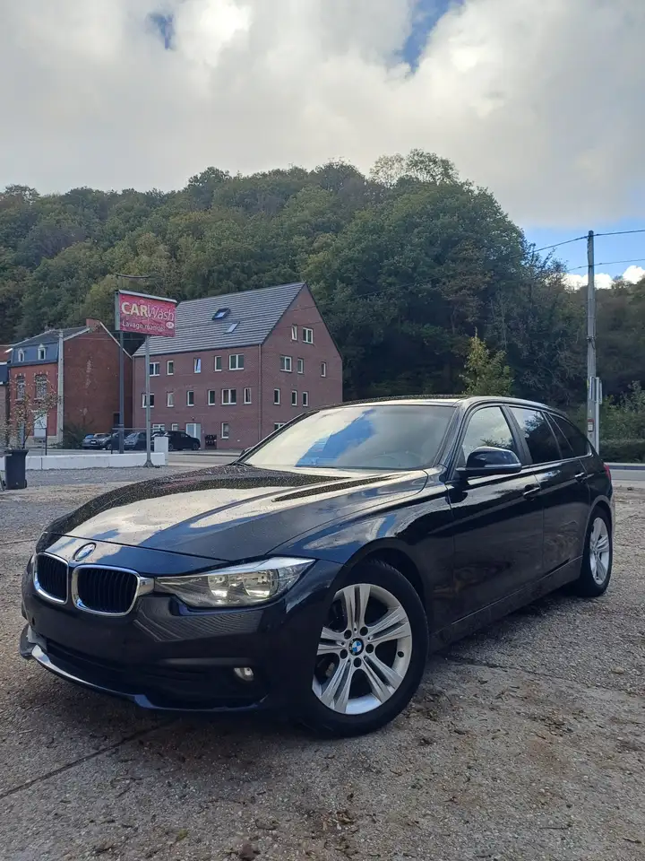 BMW 320