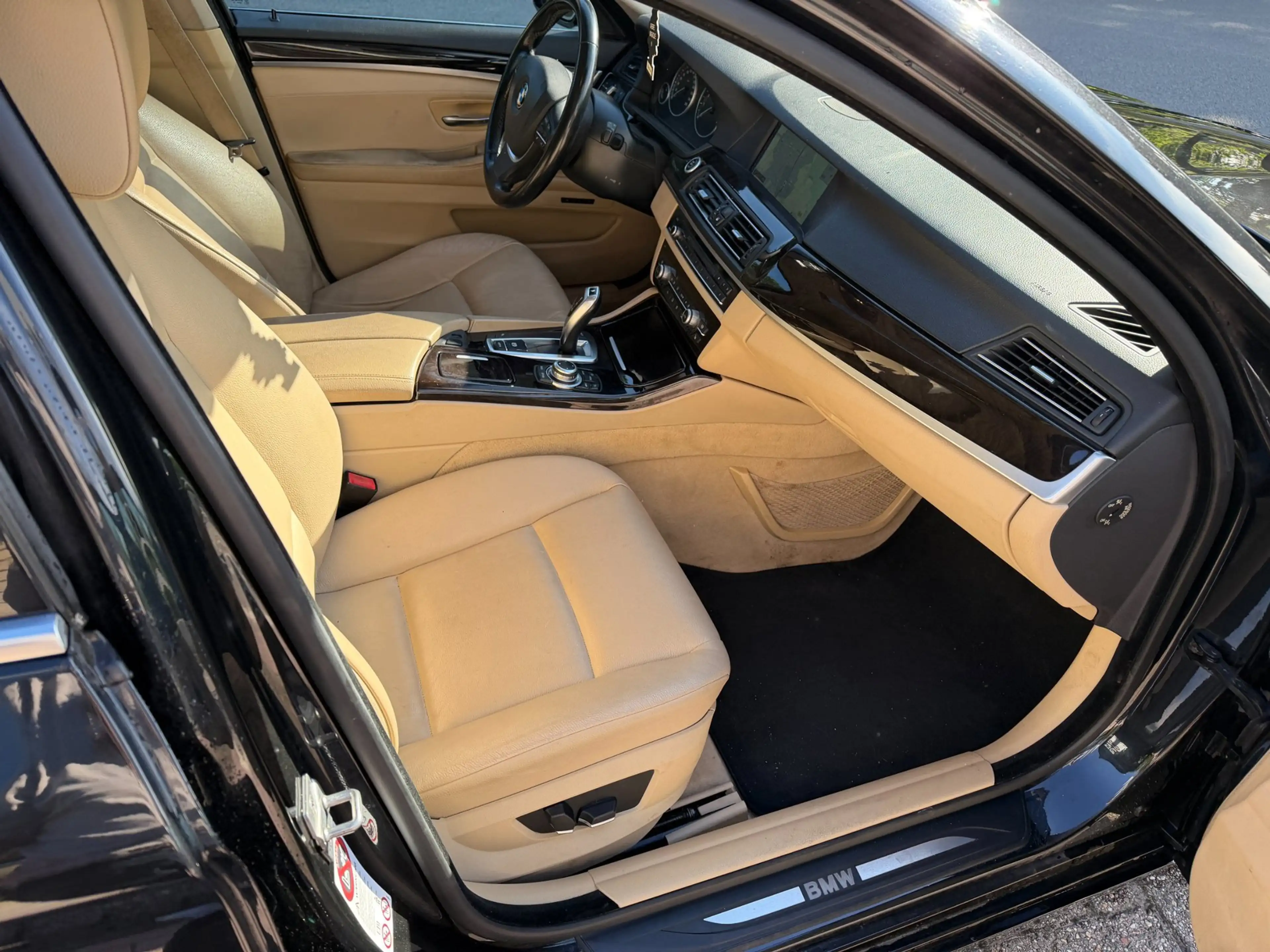 BMW 523 5-serie Touring 523i High exe aut panorama/leer,na — photo 6