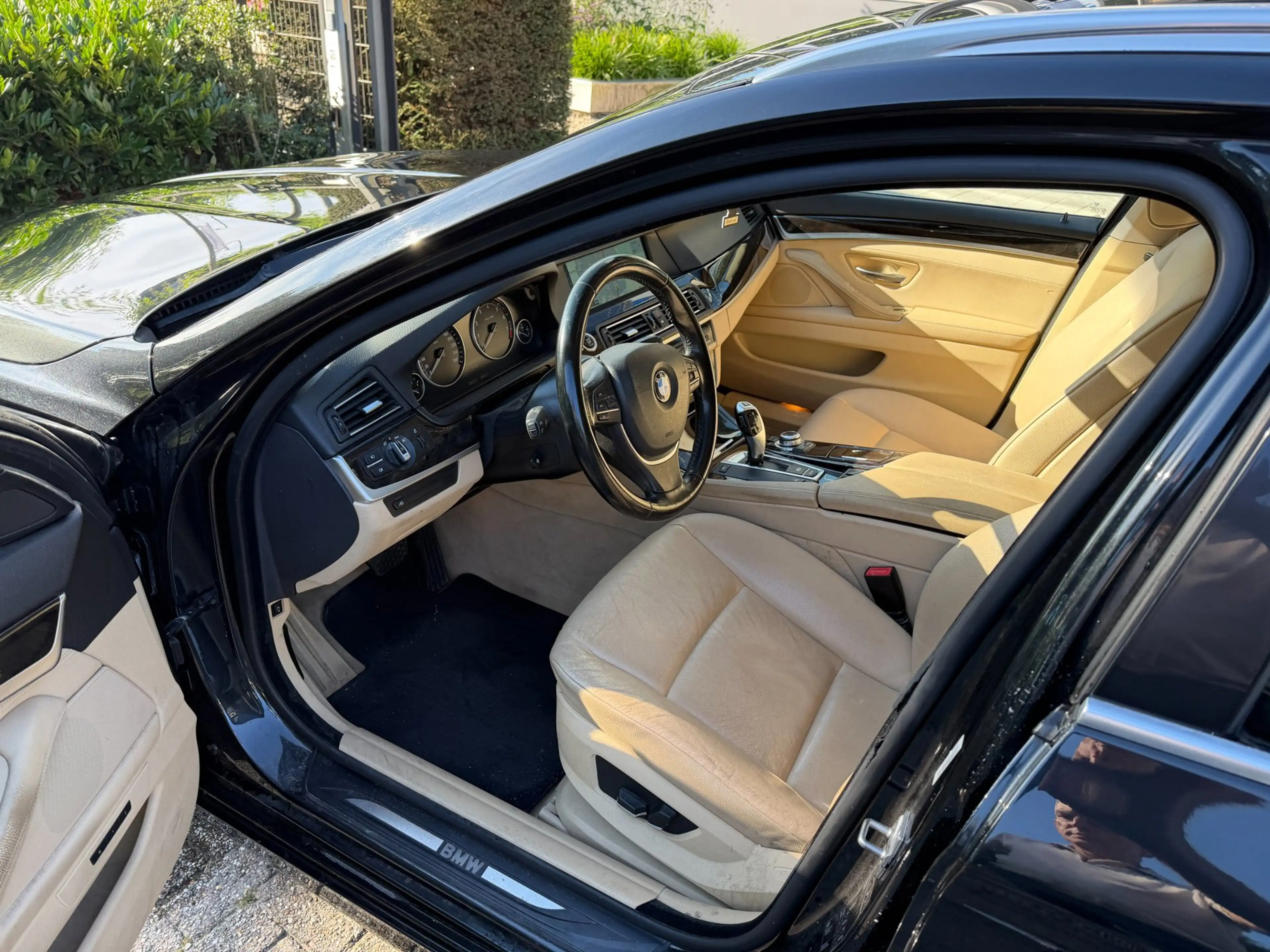BMW 523 5-serie Touring 523i High exe aut panorama/leer,na — photo 8