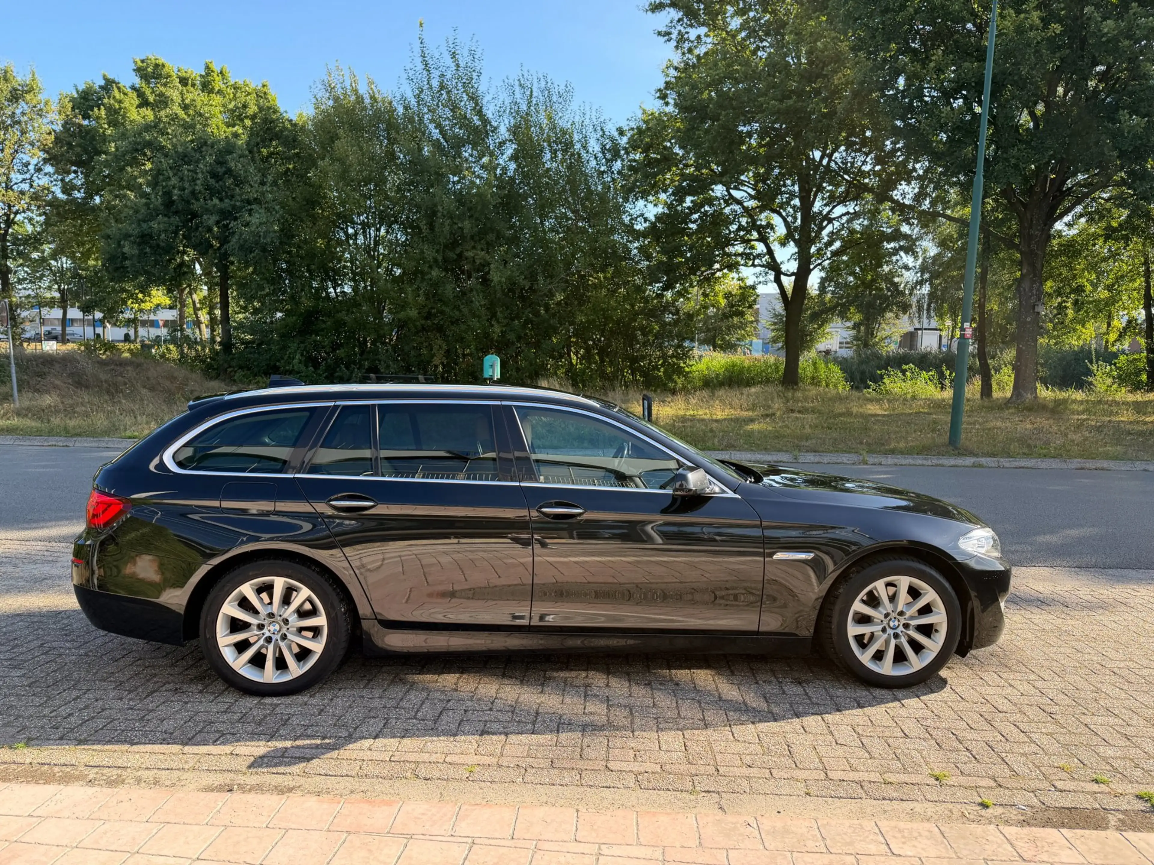 BMW 523 5-serie Touring 523i High exe aut panorama/leer,na — photo 4