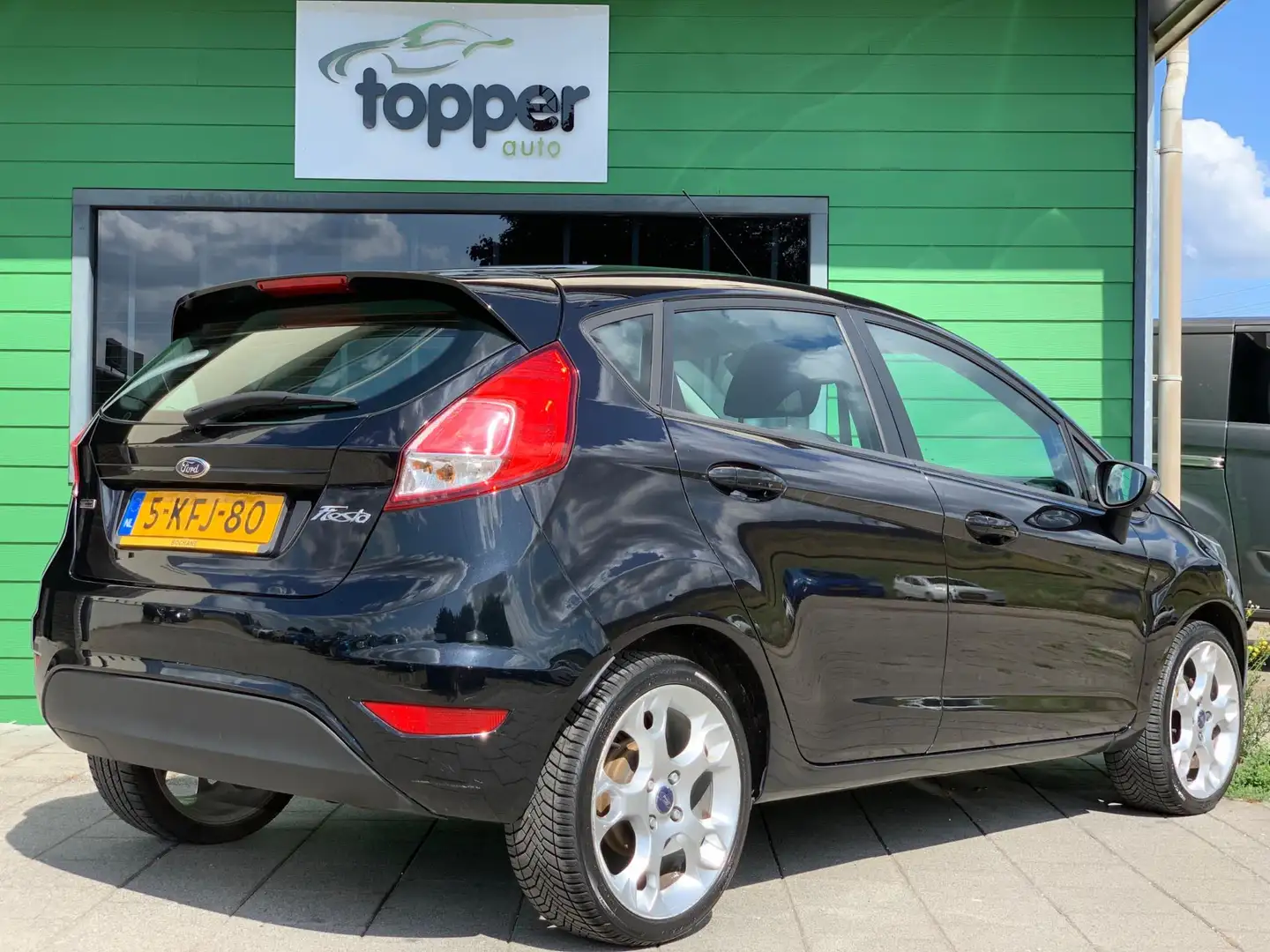 Ford Fiesta 1.0 Champion | Elektrische Ramen | Airco | Zwart - 2