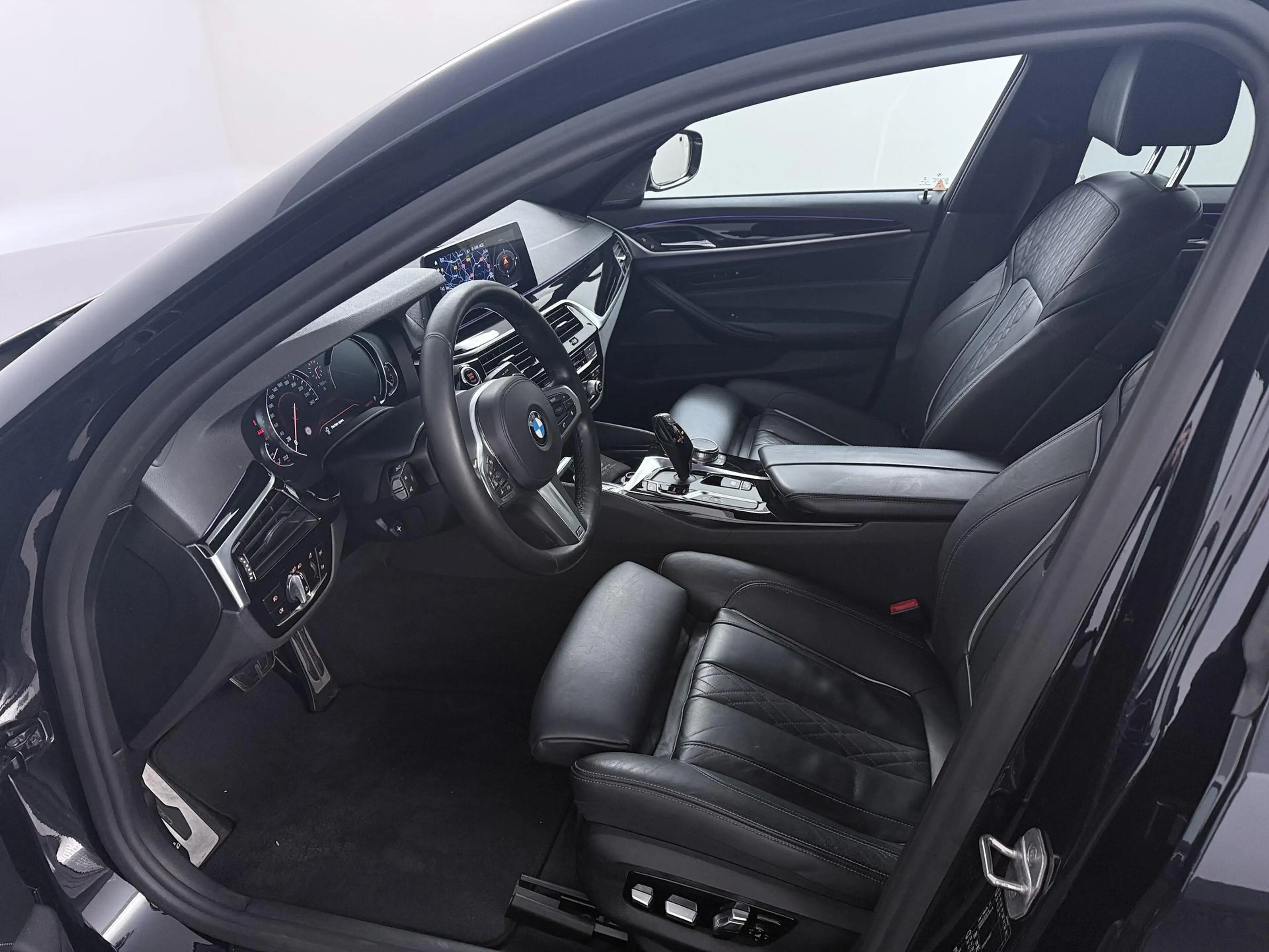 BMW 540 5-serie 540i High Executive M-Pakket | Kleppensyst — photo 6