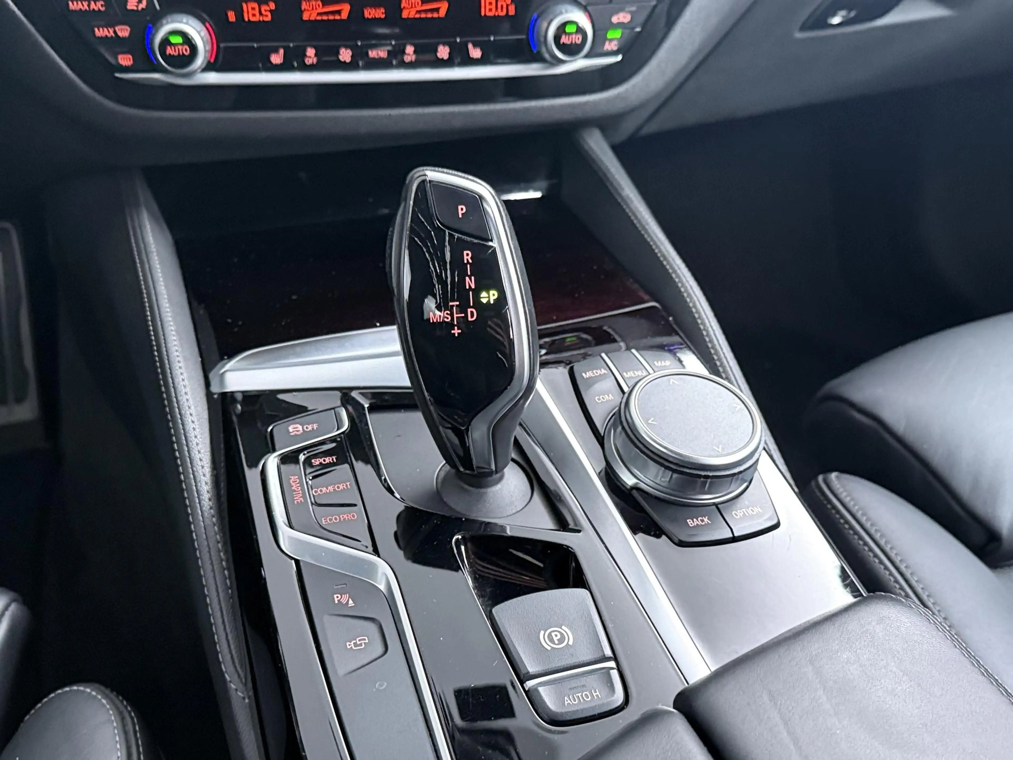 BMW 540 5-serie 540i High Executive M-Pakket | Kleppensyst — photo 34