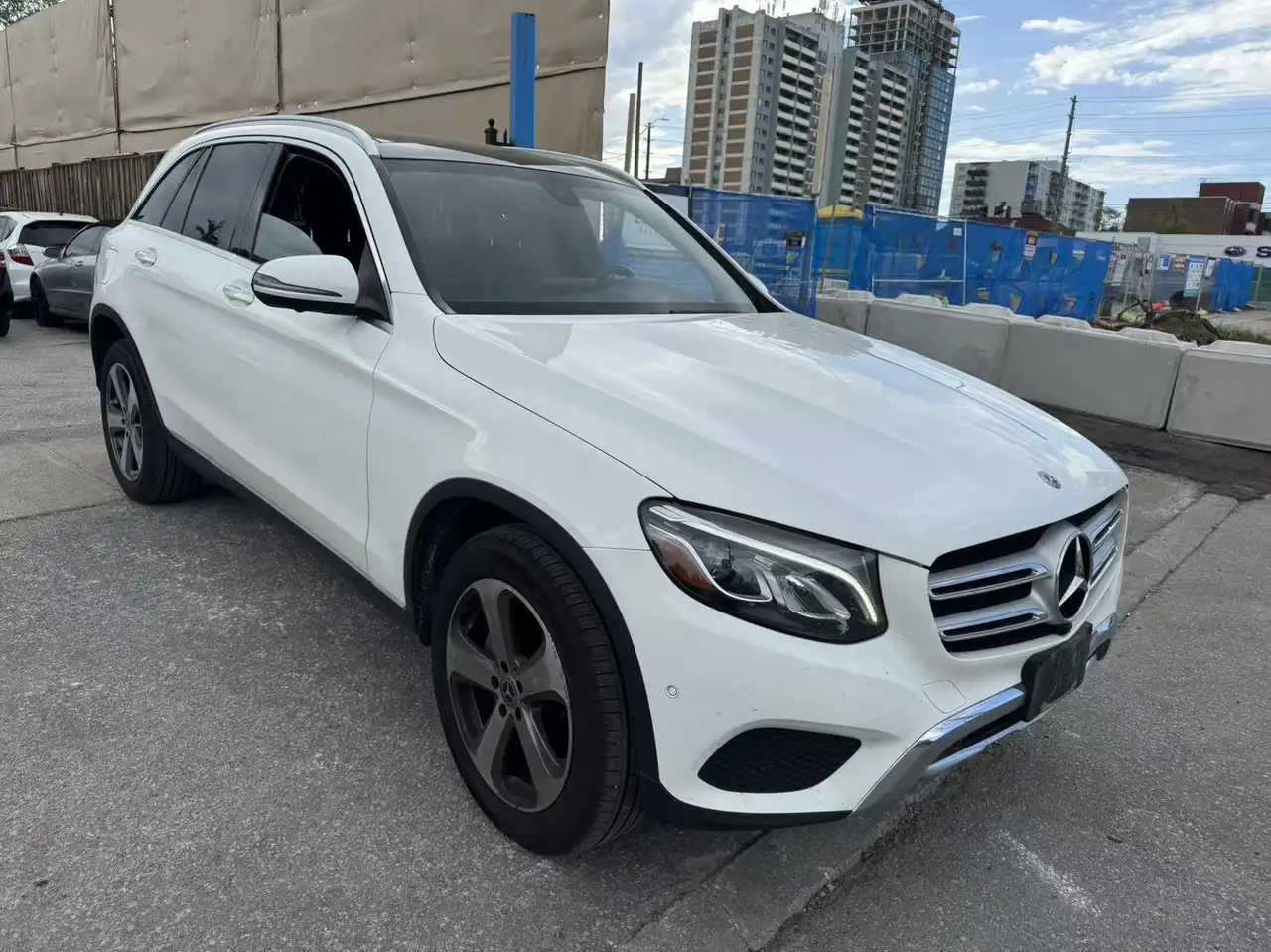 Mercedes-Benz GLC снимка Mercedes-Benz GLC