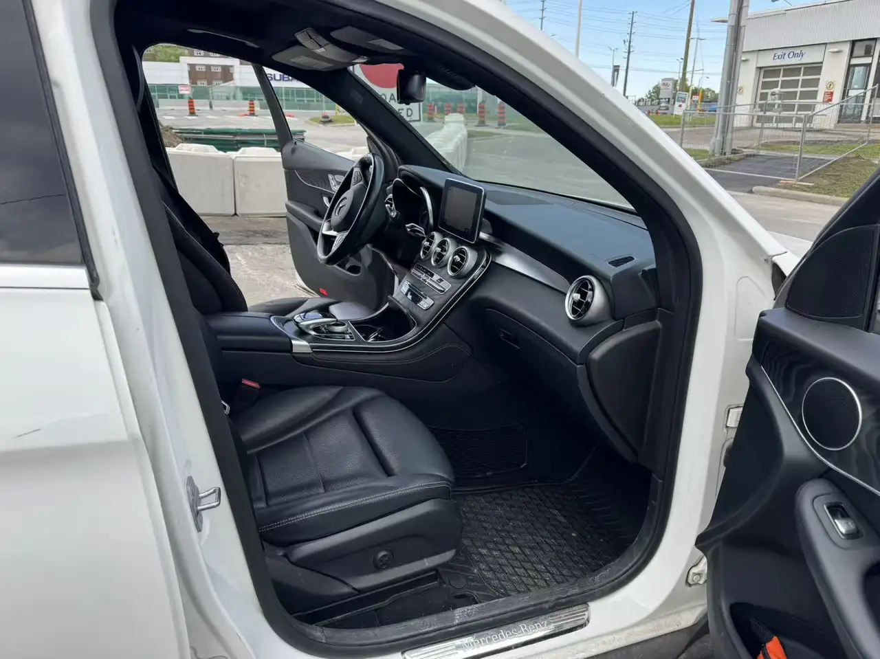 Mercedes-Benz GLC снимка Mercedes-Benz GLC