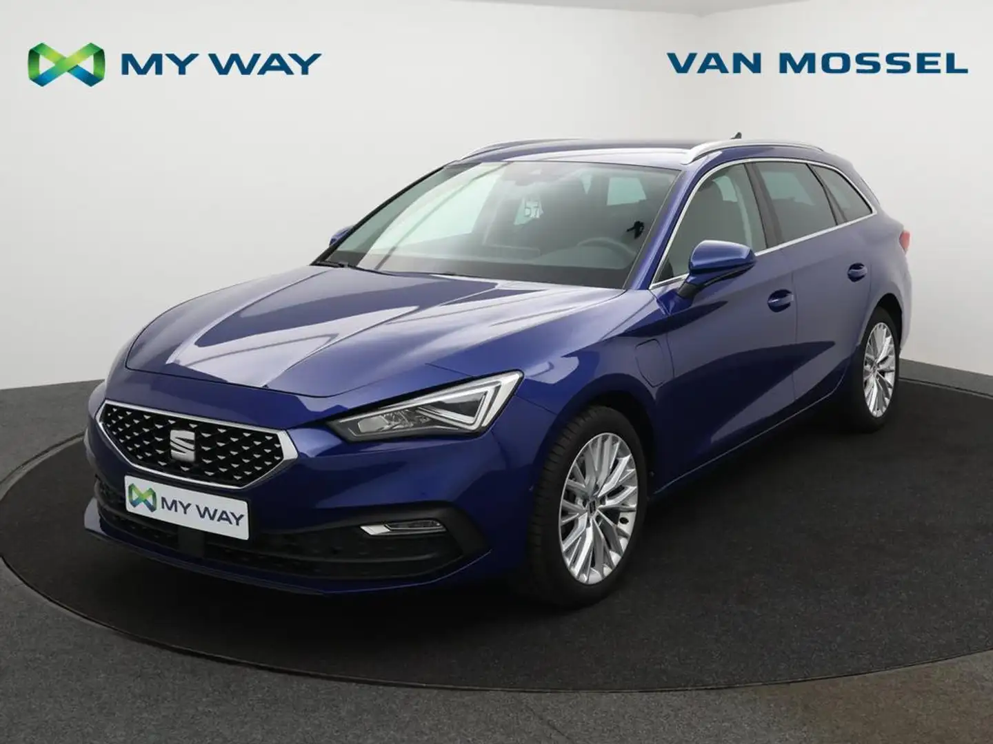 SEAT Leon e-Hybrid Leon Break Xcellence 1.4e-HYBRID 204pk *AUTOMAAT*APP CONNECT*NAVI*BLTH*CRUISE*ZETELVERWARMING*DIGITAL DASHBOARD*... Blue - 1