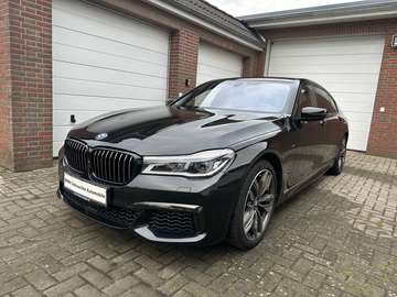M760LiXdrive|V12|Fondtel.|Integral-Aktivlenkung
