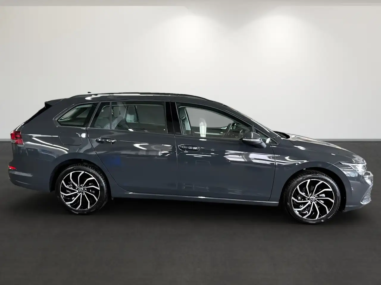 Volkswagen Golf Variant Golf VIII Variant Life eTSI Navi BusiPaket AHK P 4