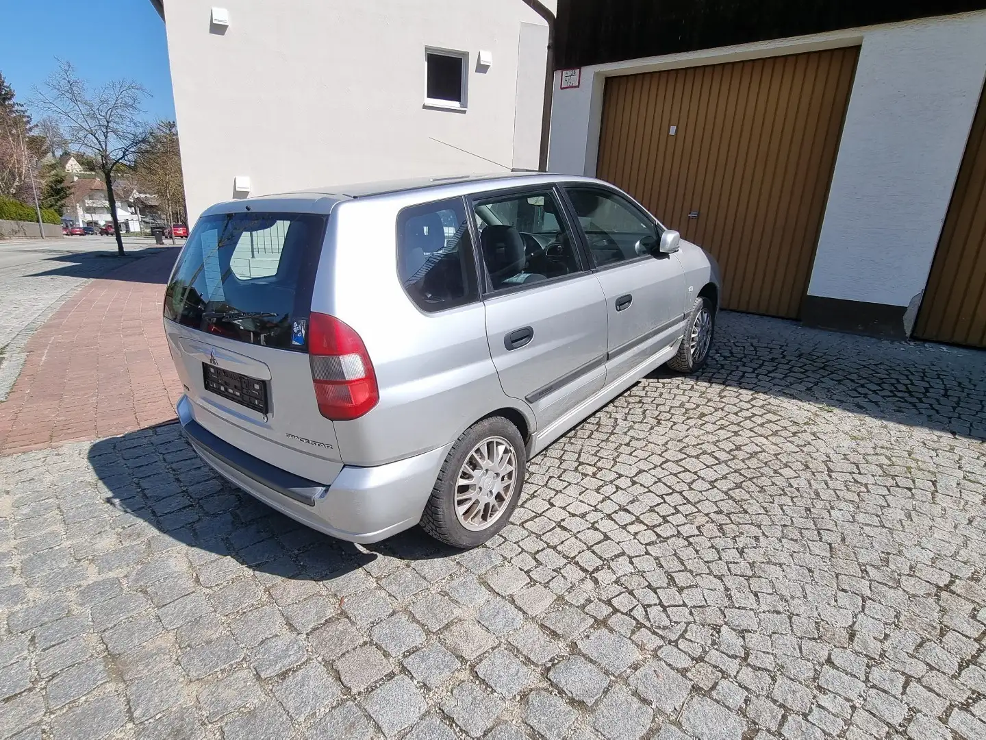 Mitsubishi Space Star 1.8 GDI Avance Plateado - 2