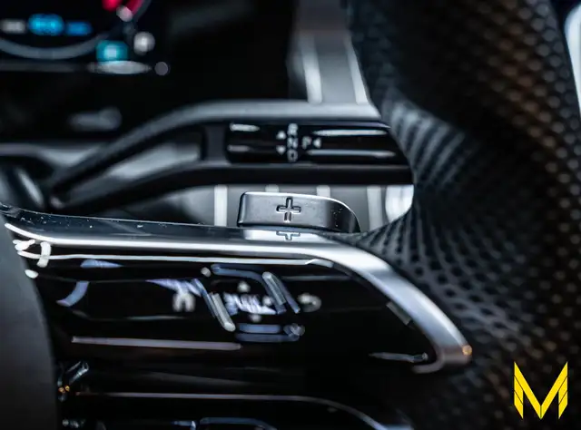 Mercedes-Benz C-Class view 14