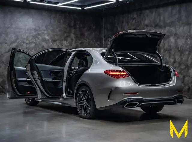 Mercedes-Benz C-Class view 7