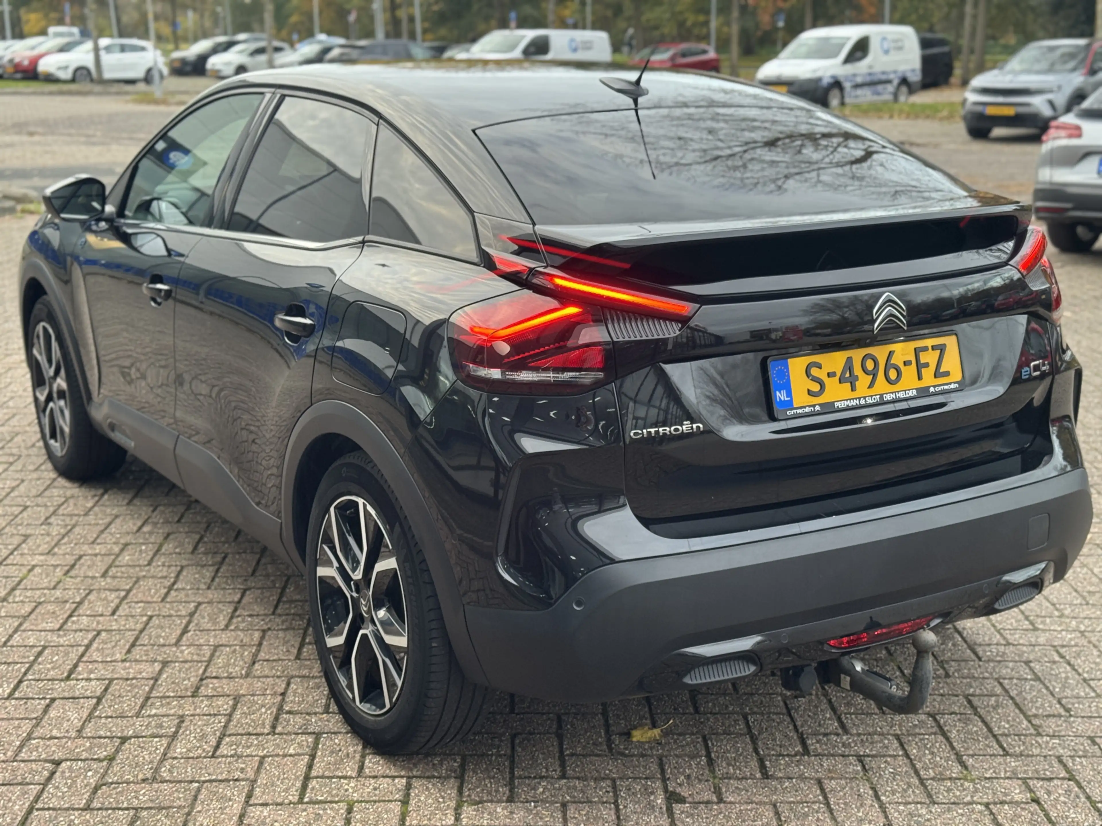 Citroen E-C4 Electric Shine 50 kWh Trekhaak|Leder|Full options|Black Edi — photo 7