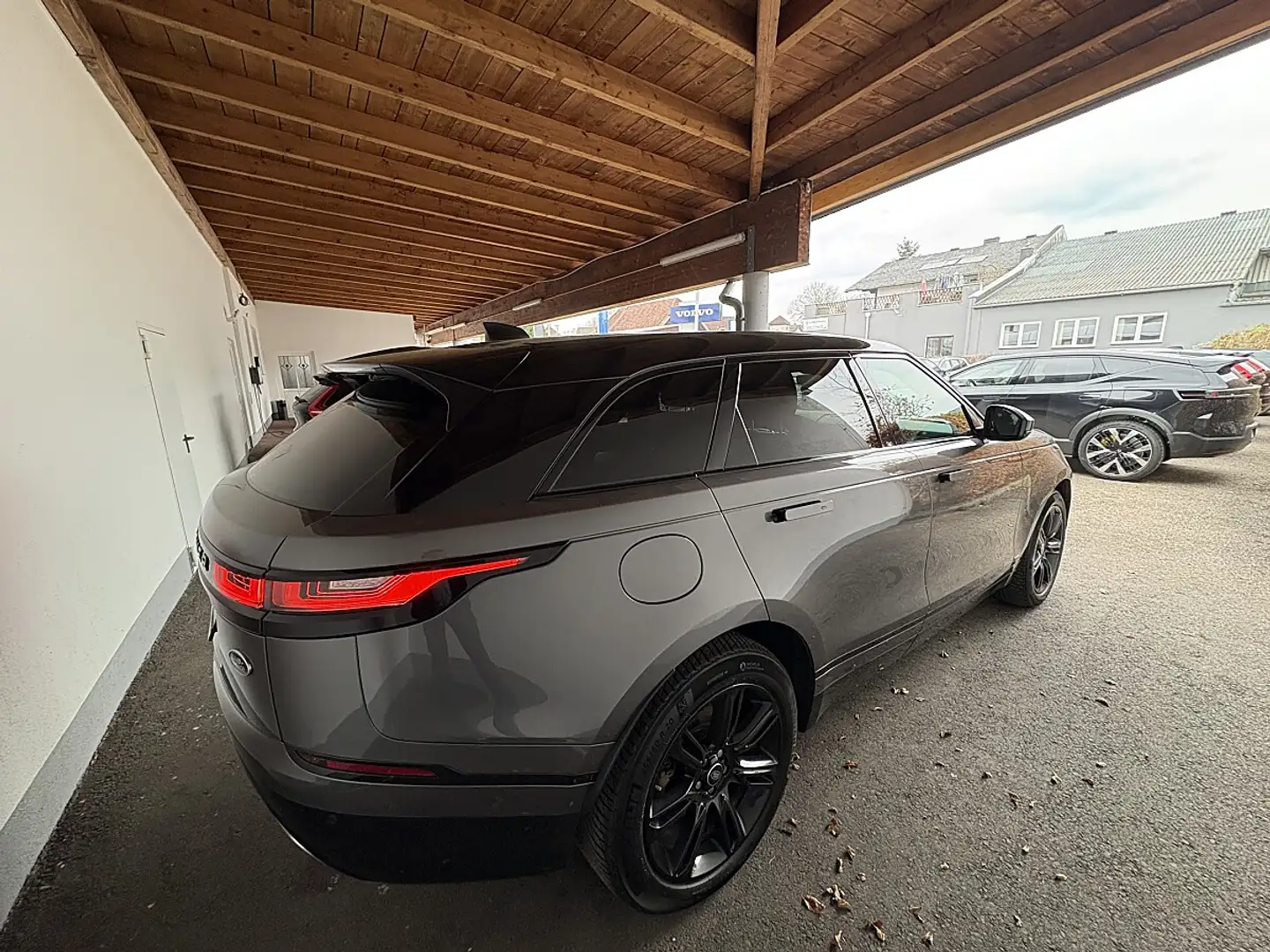 Land Rover Range Rover Velar D300 Allrad R-Dynamic S Aut. Grau - 2