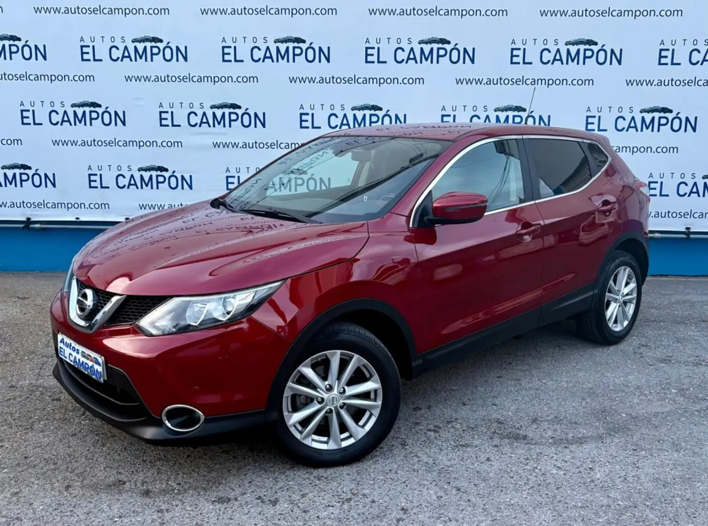 Nissan Qashqai 1.5dCi Acenta 4x2 Paars - 1