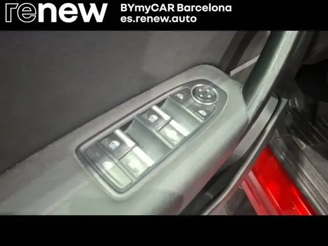 Renault Captur view 12