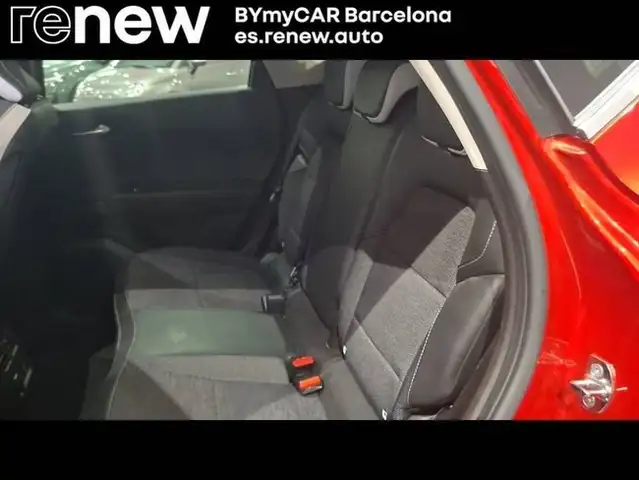 Renault Captur view 13