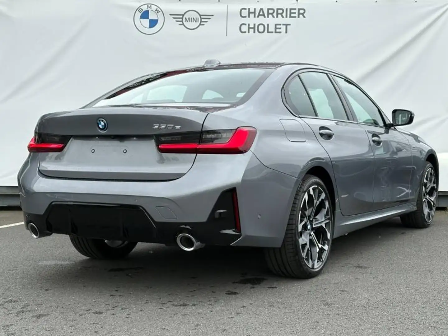 BMW 330 330eA 292ch M Sport Gris - 2