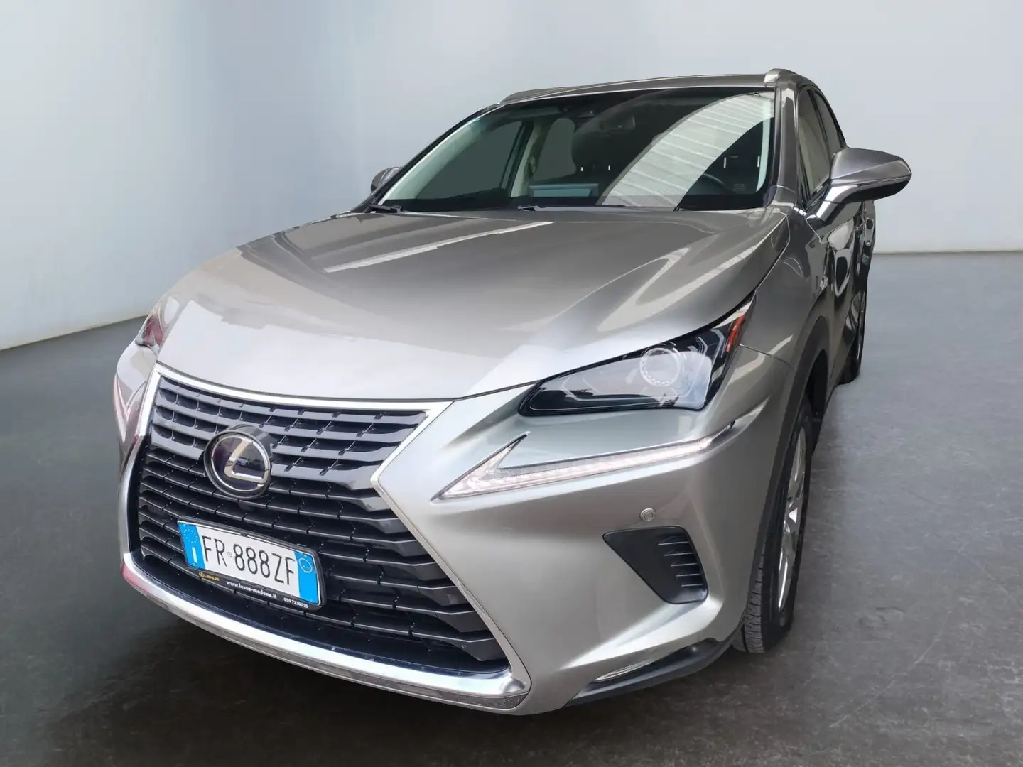 Lexus NX 300 NX Hybrid 4WD Executive Oro - 1