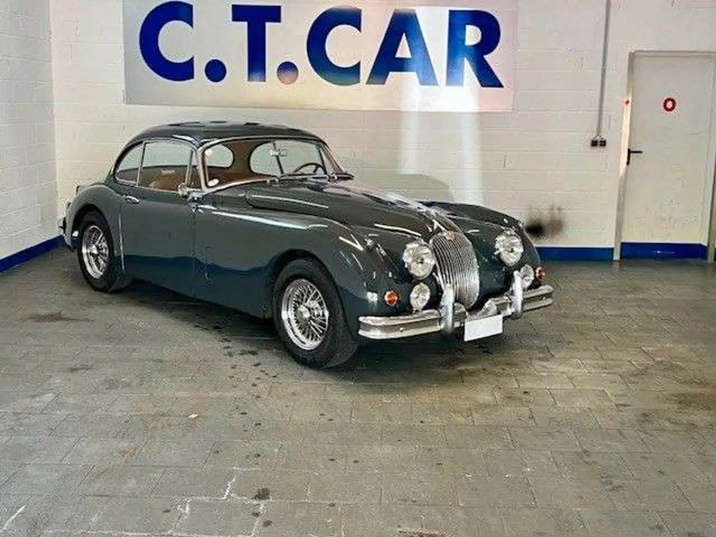 Jaguar XK 150 FHC Komplett restauriert Grau - 1