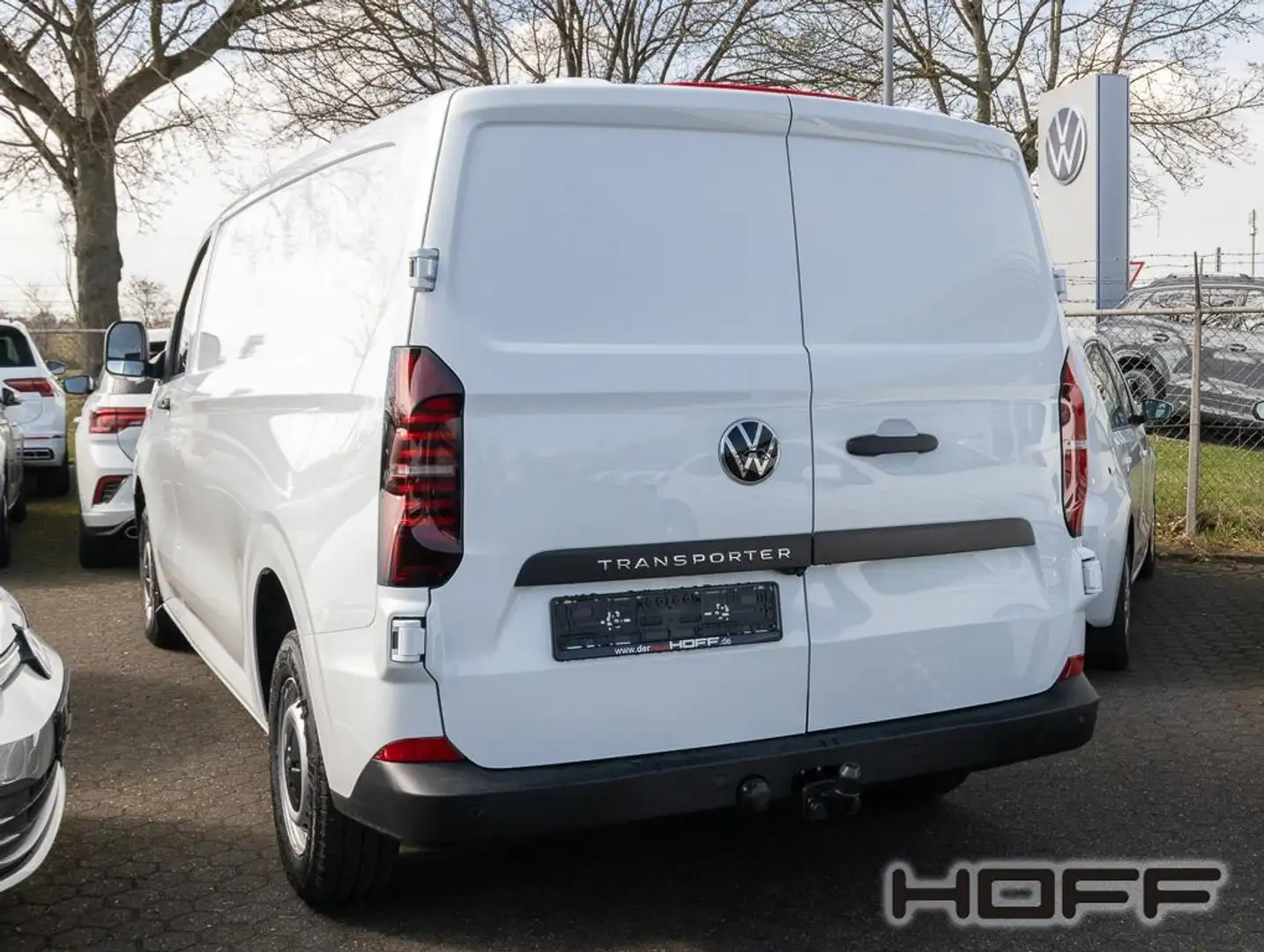 Volkswagen T7 Transporter TDI lang NEUES MODELL Flügelt. AHK Weiß - 2