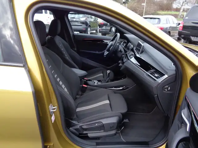 BMW X2 view 9