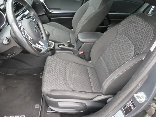 Kia Ceed view 10