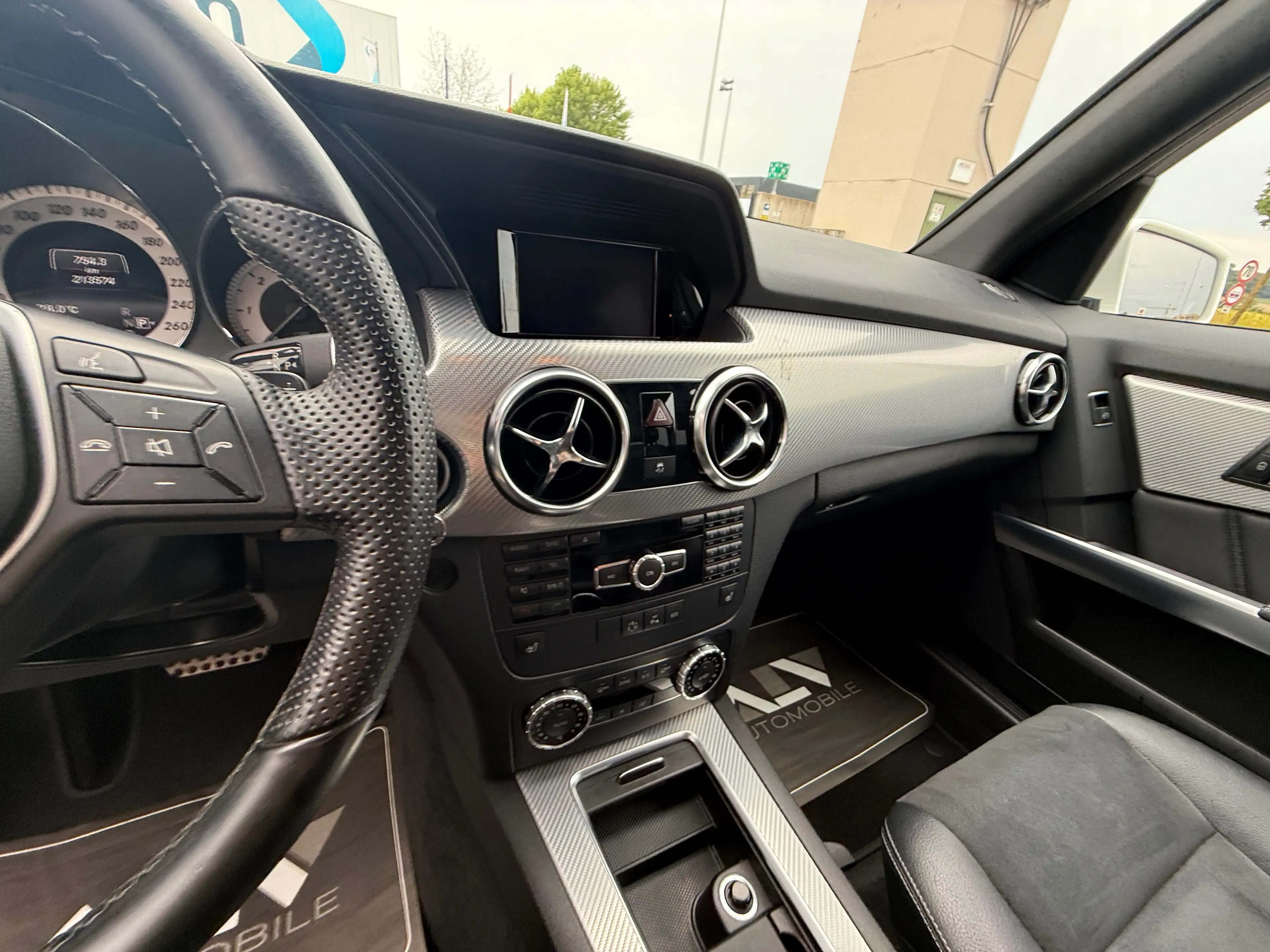 Mercedes-Benz GLK 220 GLK 220 CDI AMG 4Matic — photo 13