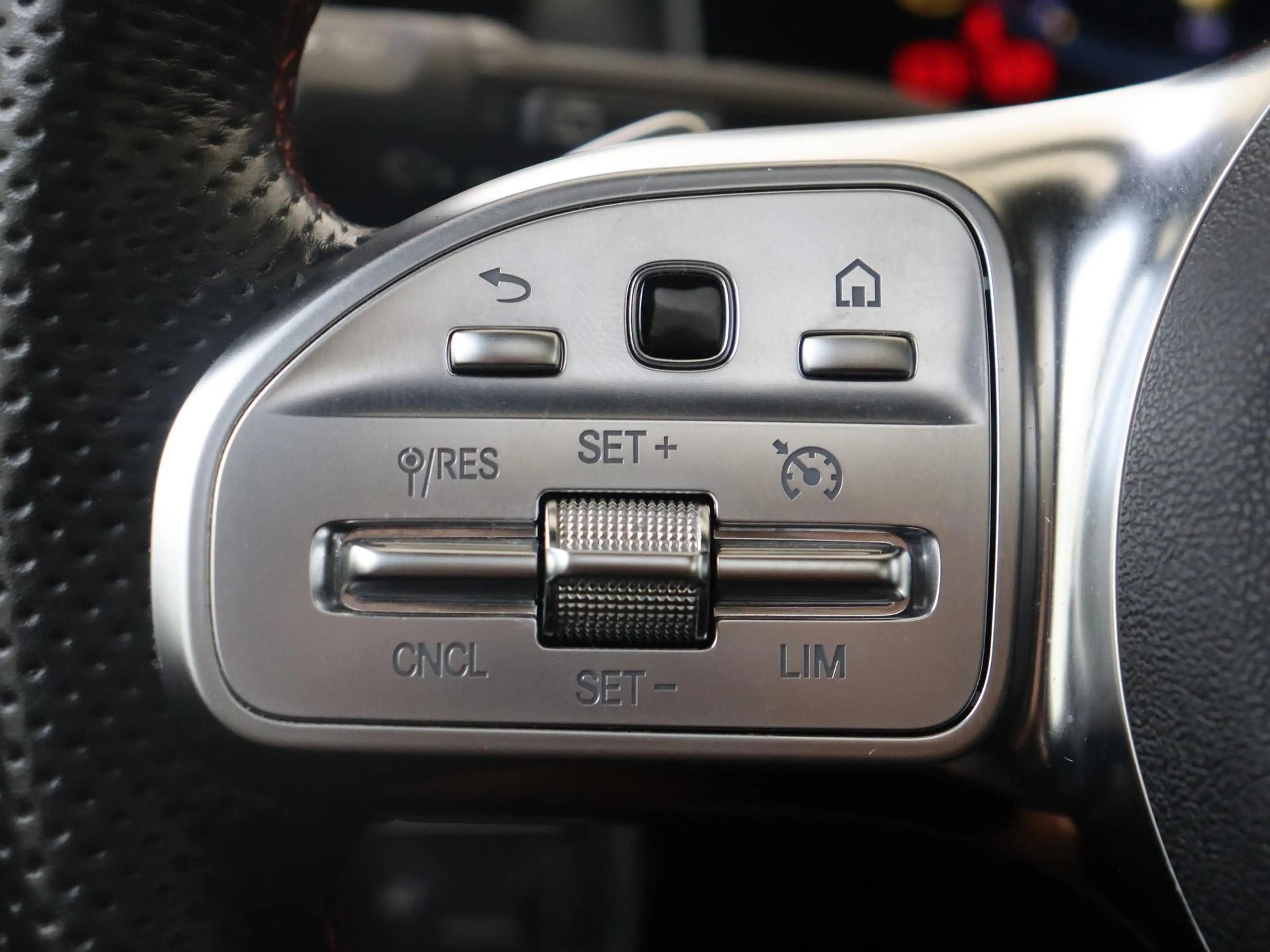 Mercedes-Benz A 180 Business Solution AMG / Panoramadak/ Memory/ Sfeer — photo 12