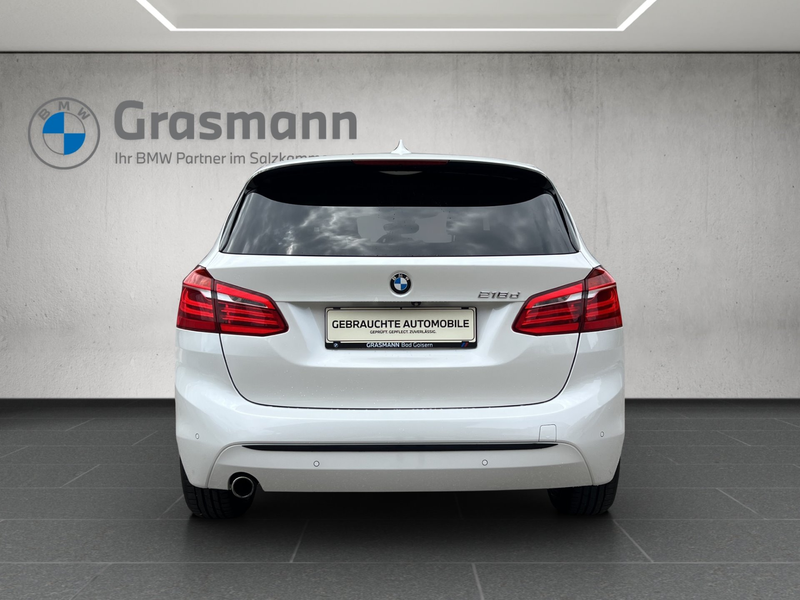 BMW 218 d — photo 4