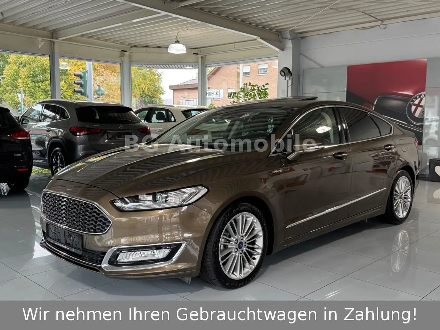 Ford Mondeo Lim. Vignale*R-Kamera*S-Dach*Automatik* Braun - 1
