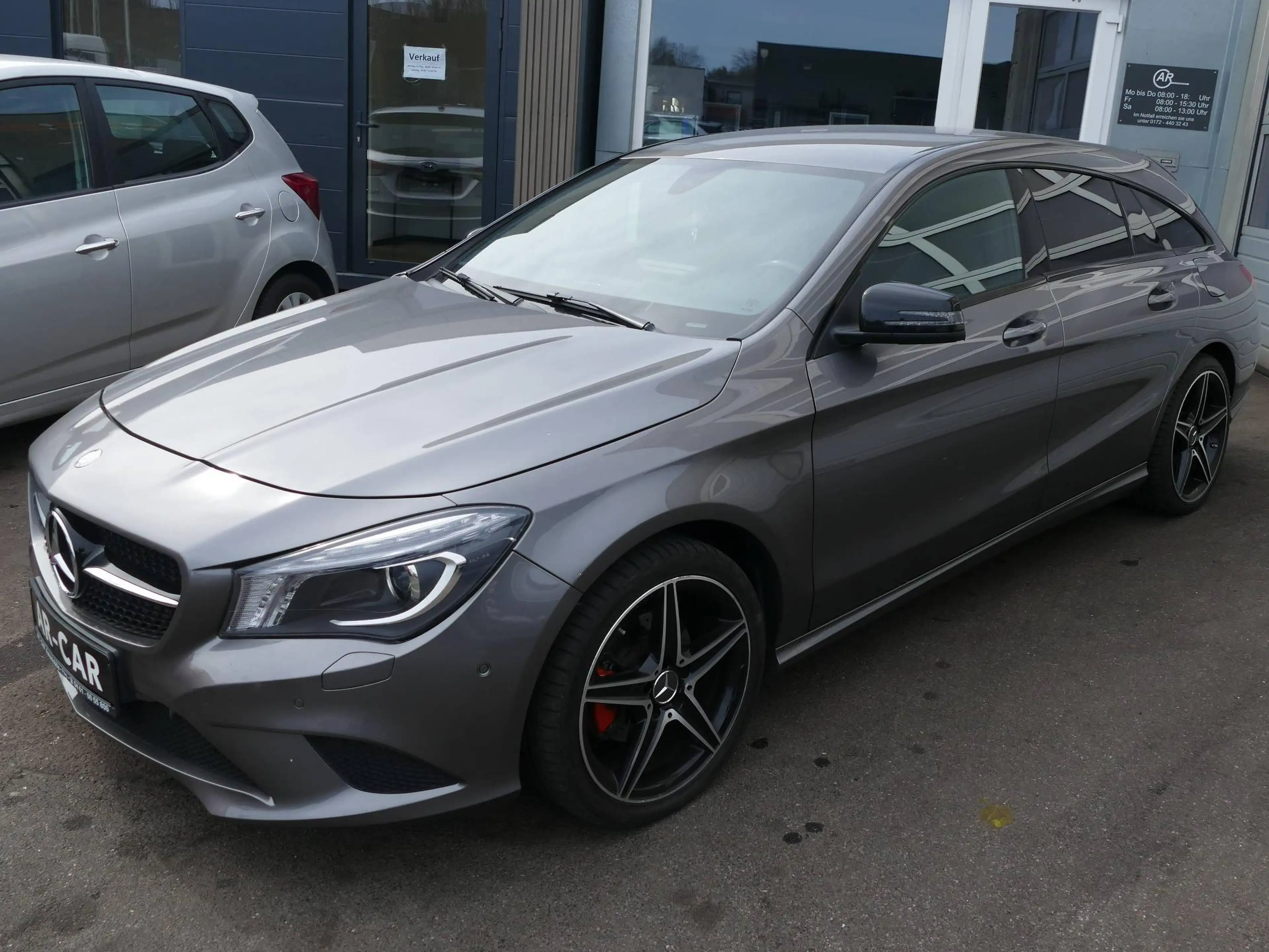 Mercedes-Benz CLA 220 CDI Shooting Brake Xenon Automatik Nav HU/AU 01/27