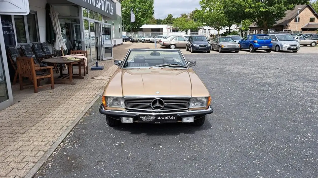 Mercedes-Benz SL 280, foto 7