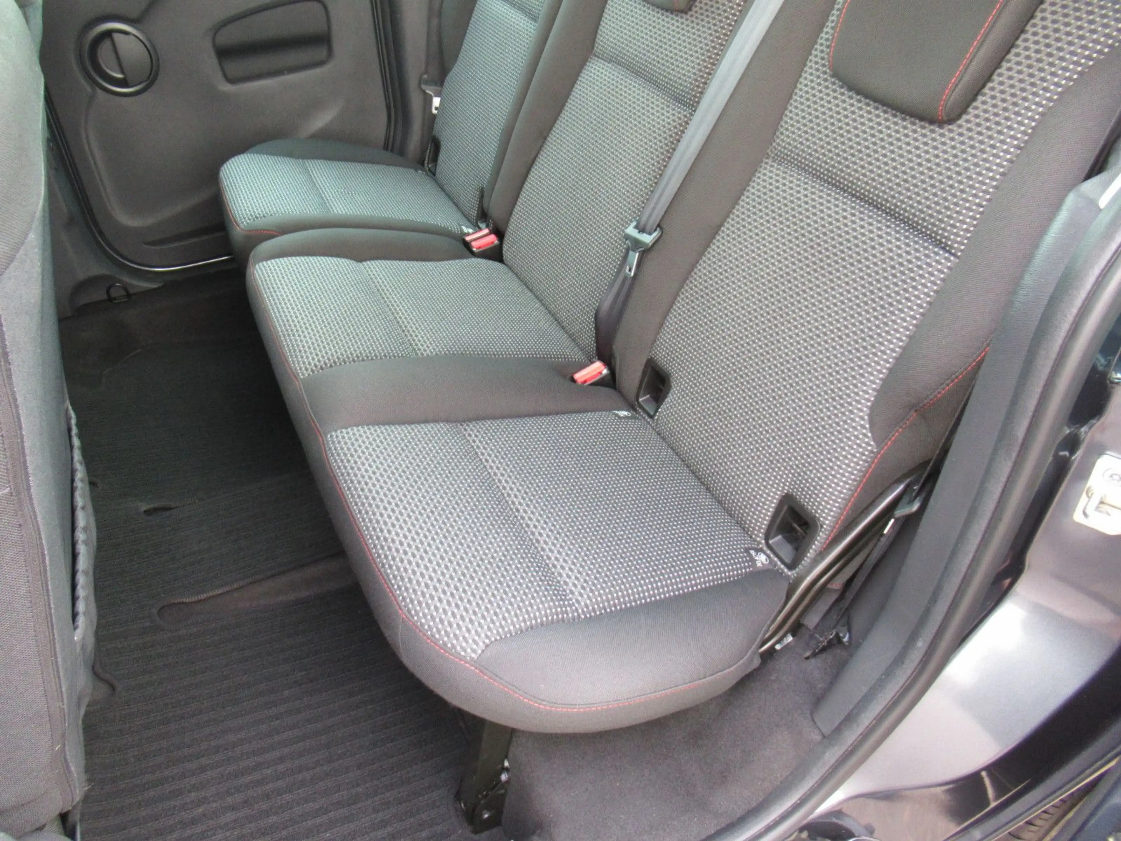 Mercedes-Benz Citan Tourer 111 CDI Edition 2.Hand/LM/Klima/SHZ — photo 20