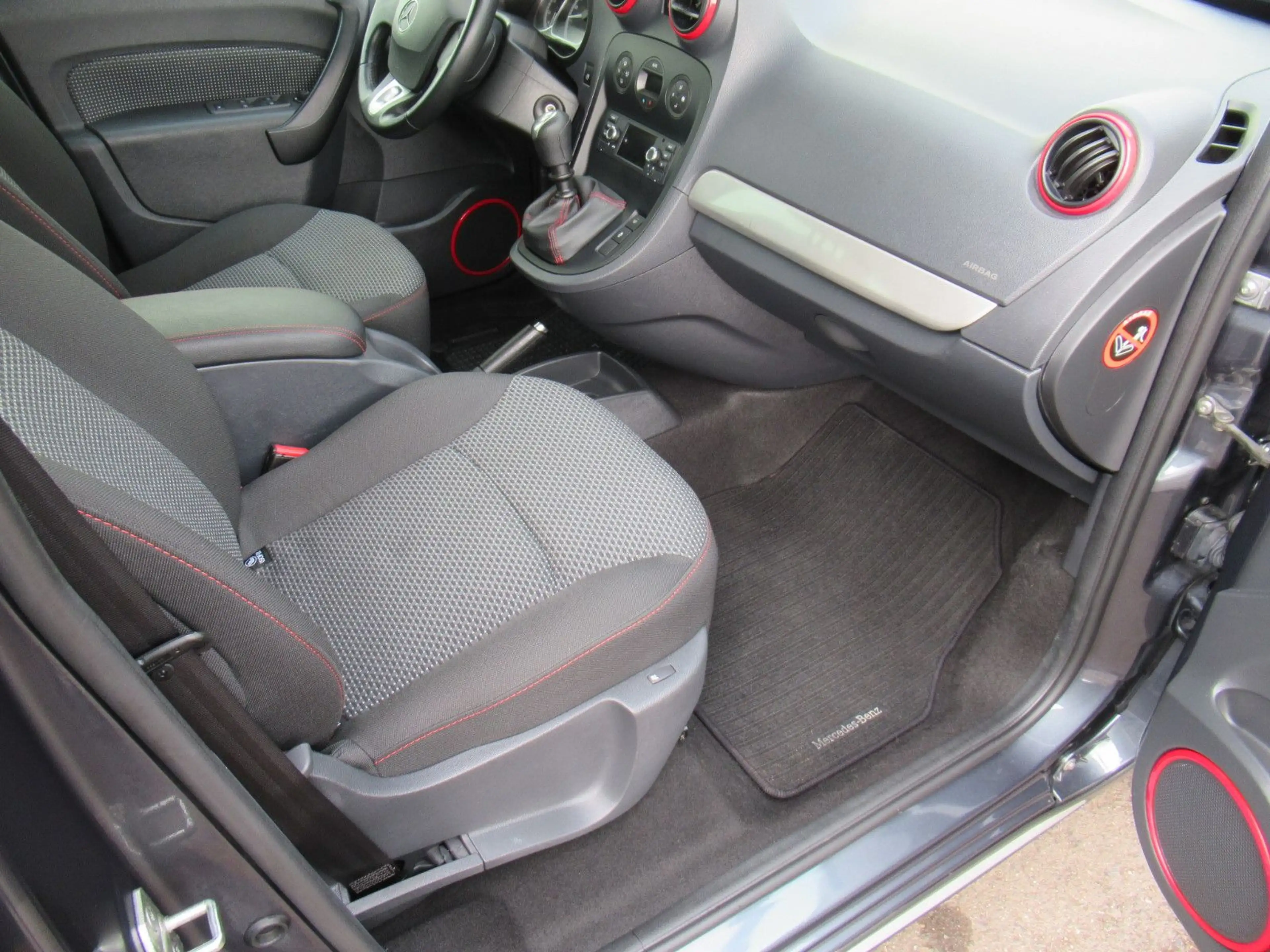 Mercedes-Benz Citan Tourer 111 CDI Edition 2.Hand/LM/Klima/SHZ — photo 15