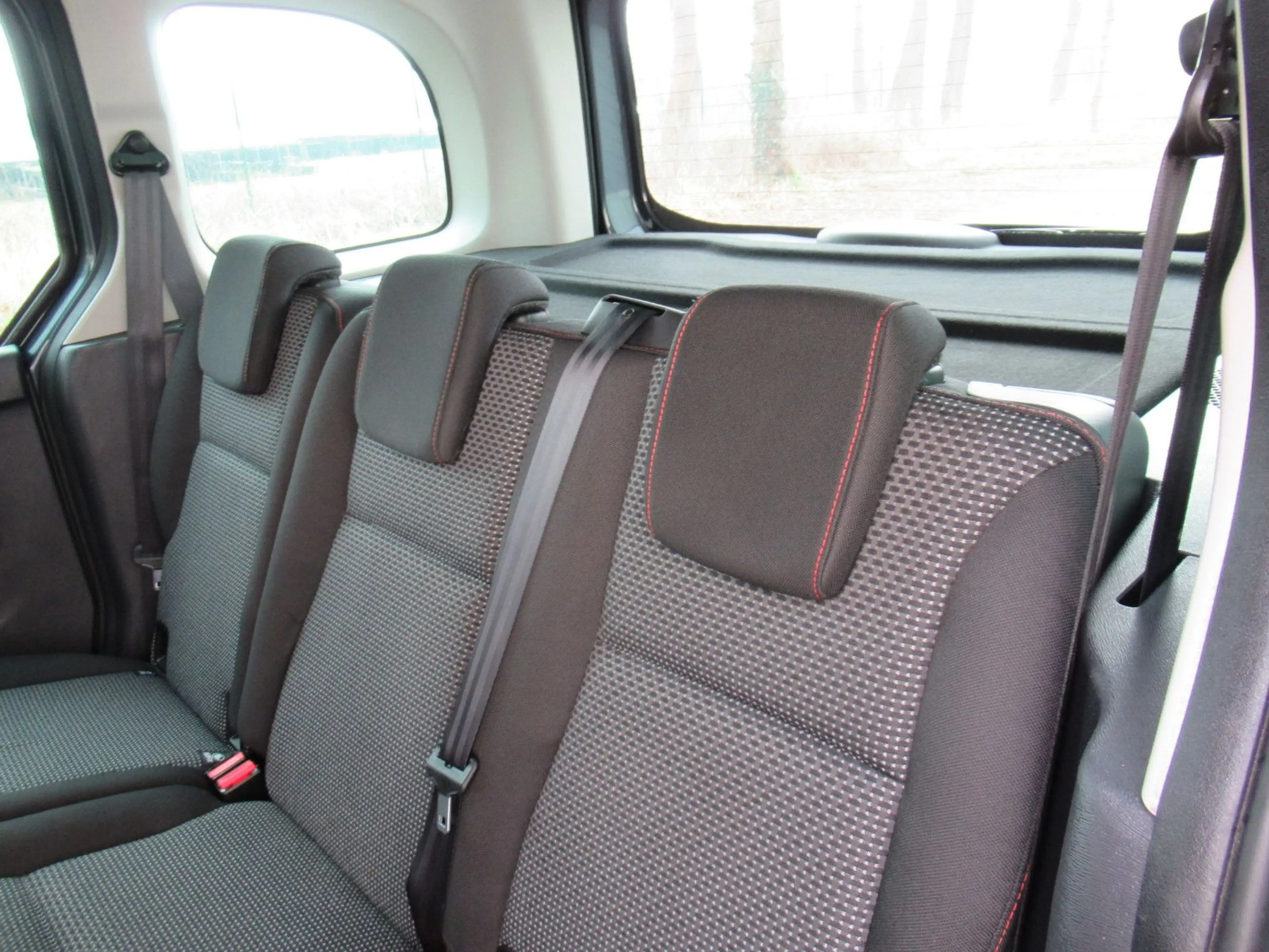 Mercedes-Benz Citan Tourer 111 CDI Edition 2.Hand/LM/Klima/SHZ — photo 21