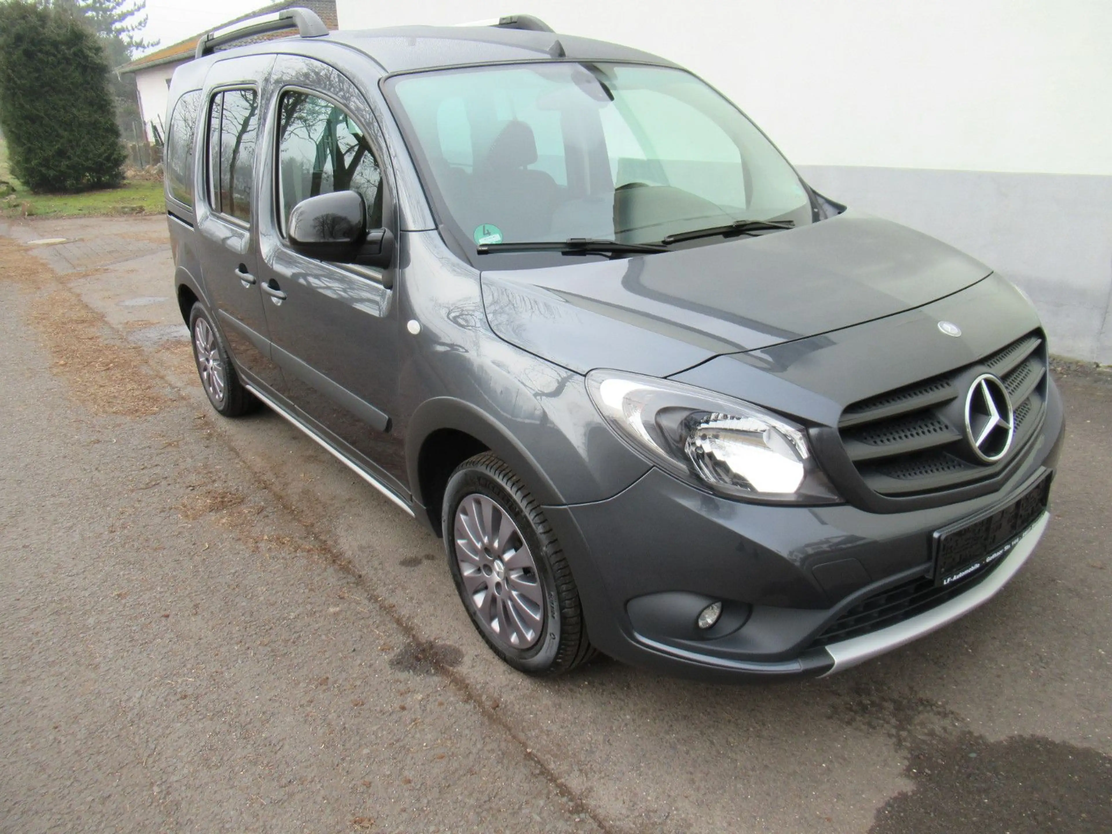 Mercedes-Benz Citan Tourer 111 CDI Edition 2.Hand/LM/Klima/SHZ — photo 3