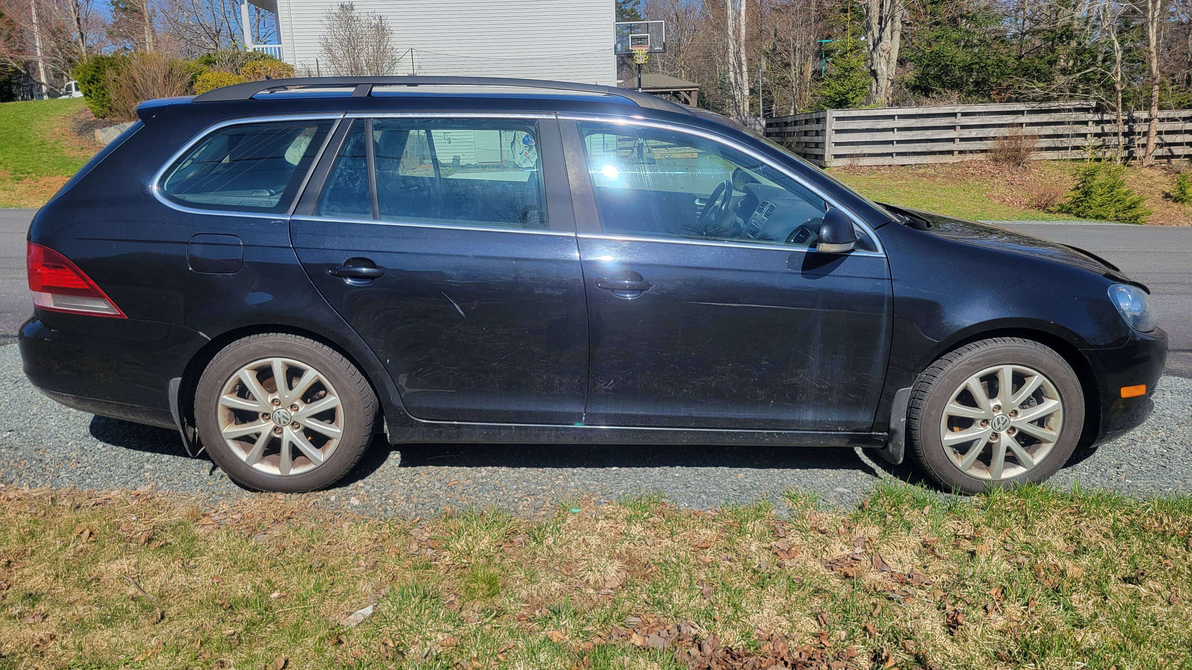 2014 Volkswagen Golf Comfortline alt 4