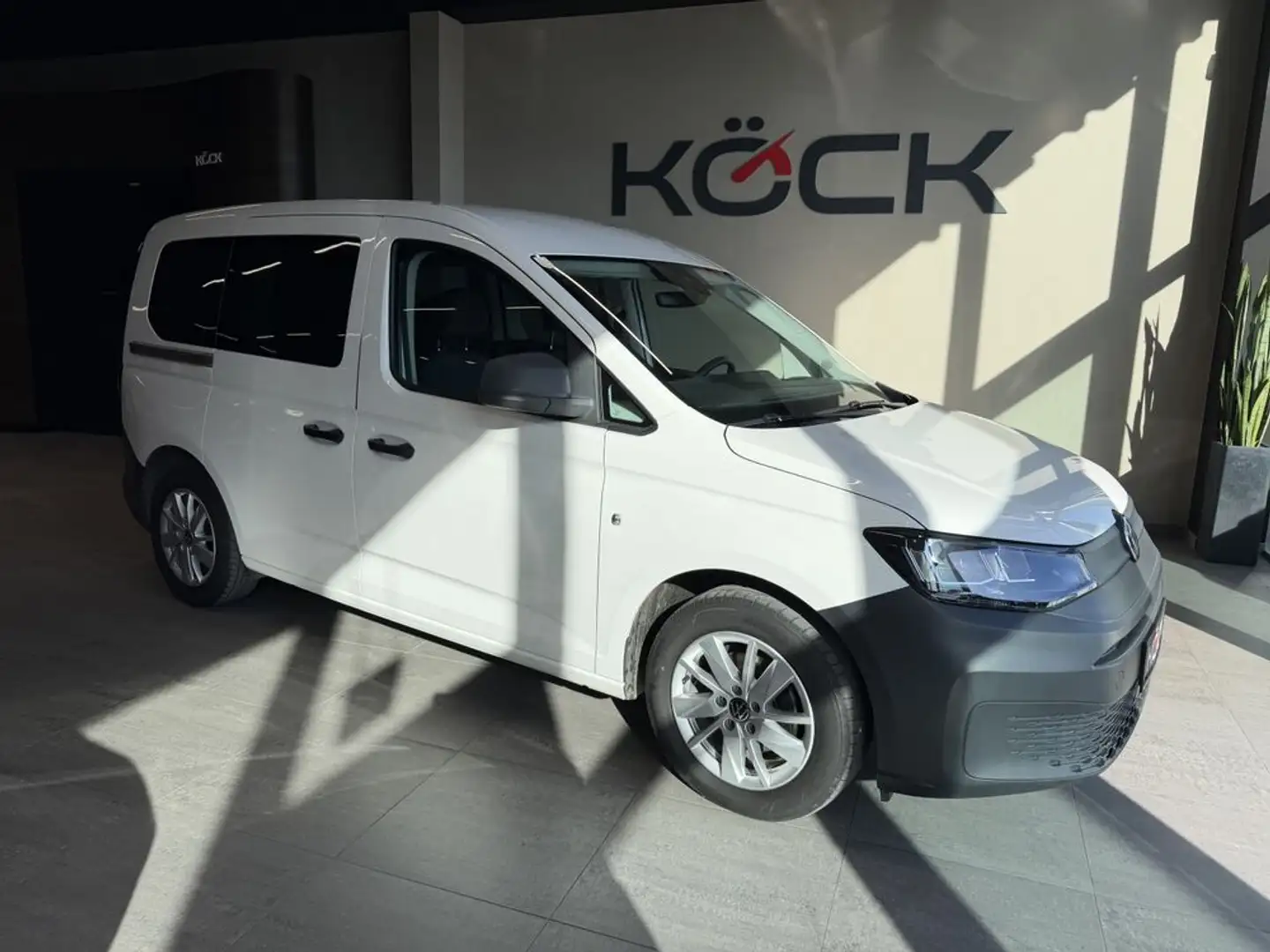 Volkswagen Caddy Kombi Weiß - 1