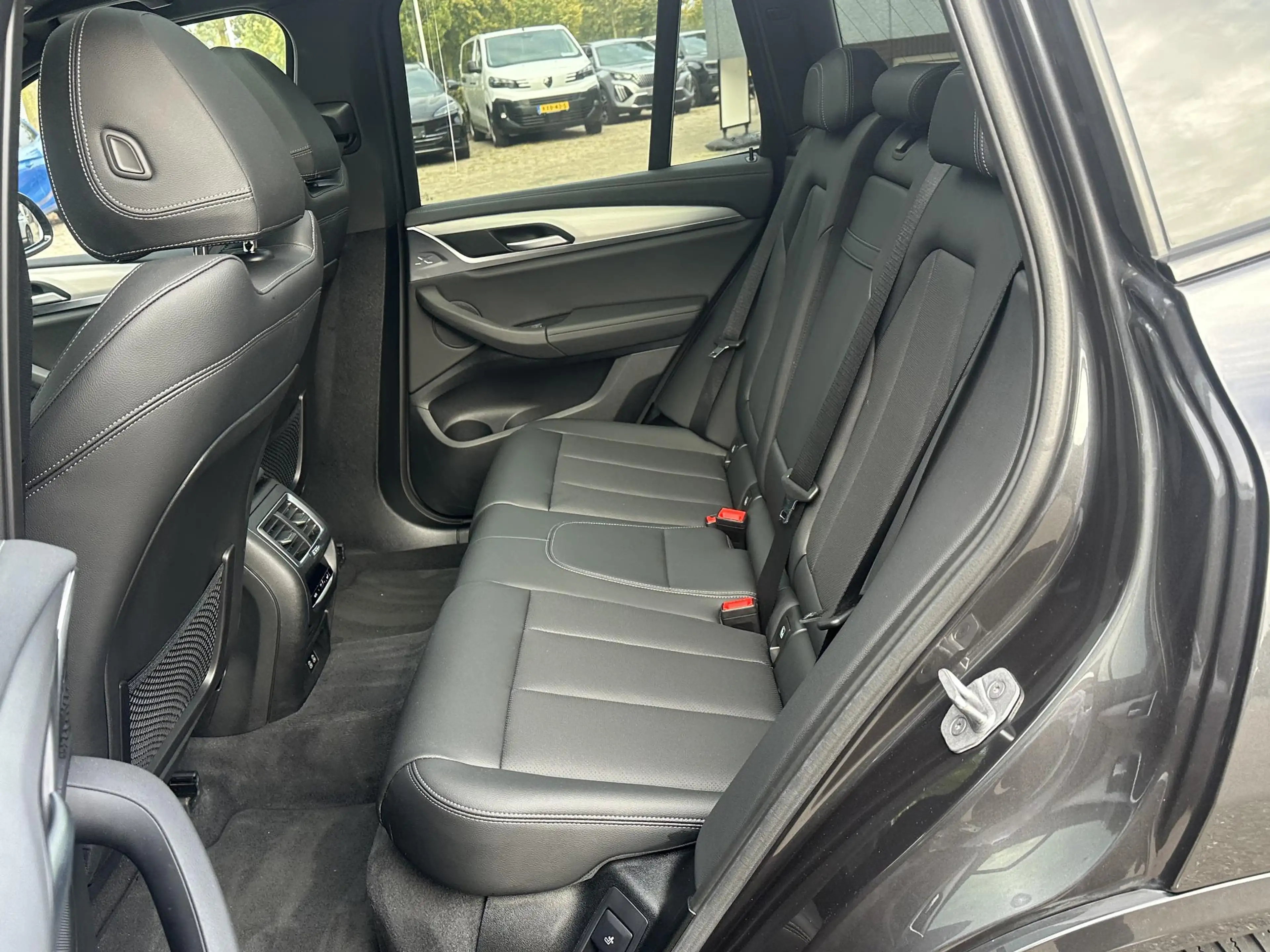 BMW iX3 Executive 80 kWh SOH 99% | M-SPORT| ELEKTRISCHE TR — photo 10