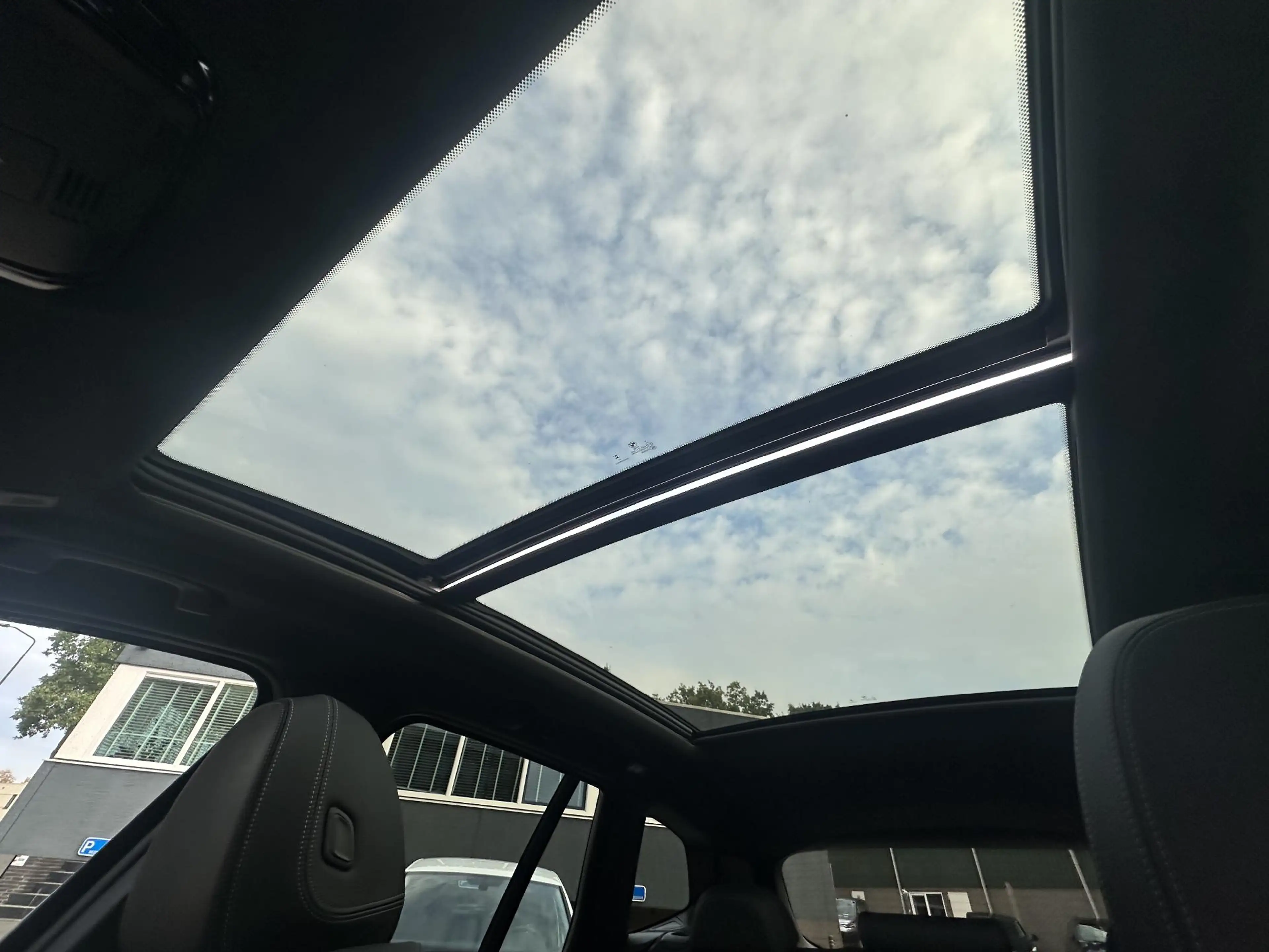 BMW iX3 Executive 80 kWh SOH 99% | M-SPORT| ELEKTRISCHE TR — photo 31