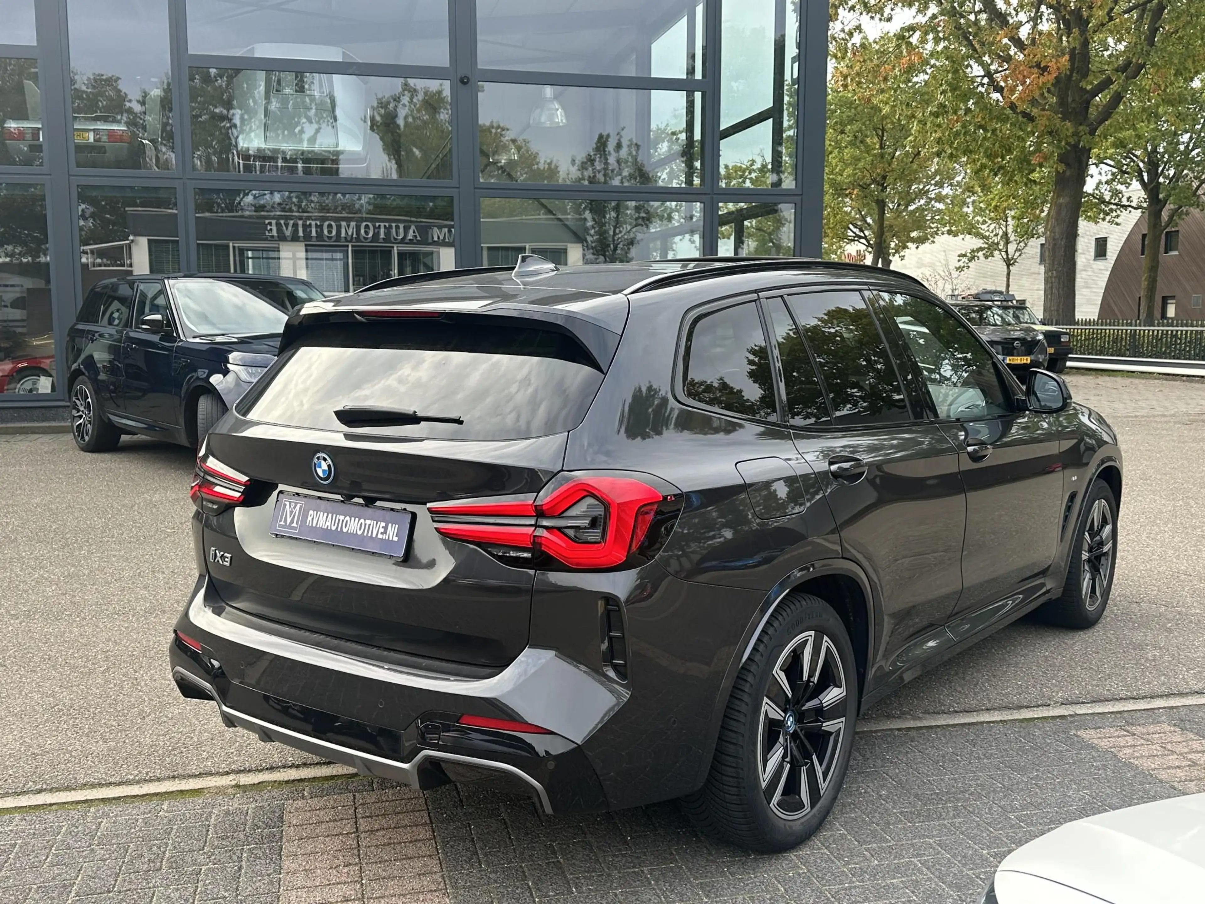 BMW iX3 Executive 80 kWh SOH 99% | M-SPORT| ELEKTRISCHE TR — photo 4